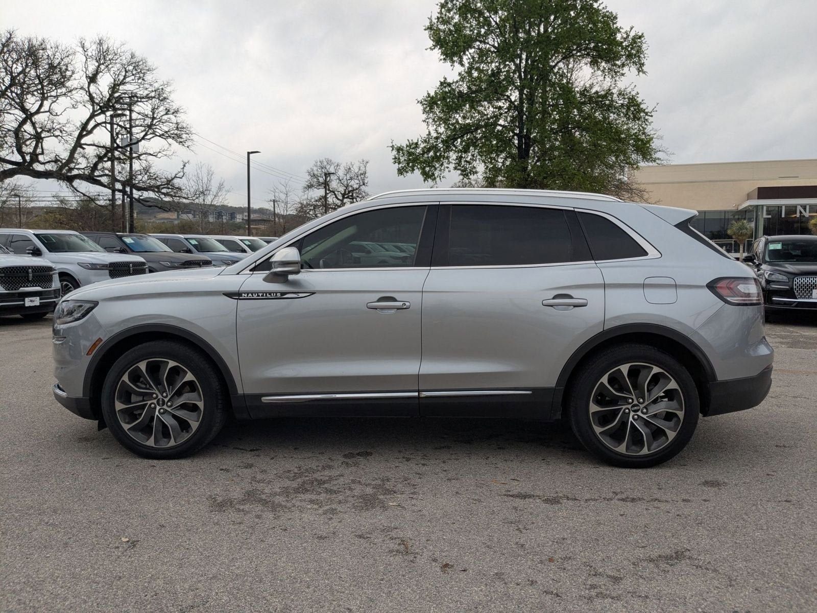 2022 Lincoln Nautilus Reserve