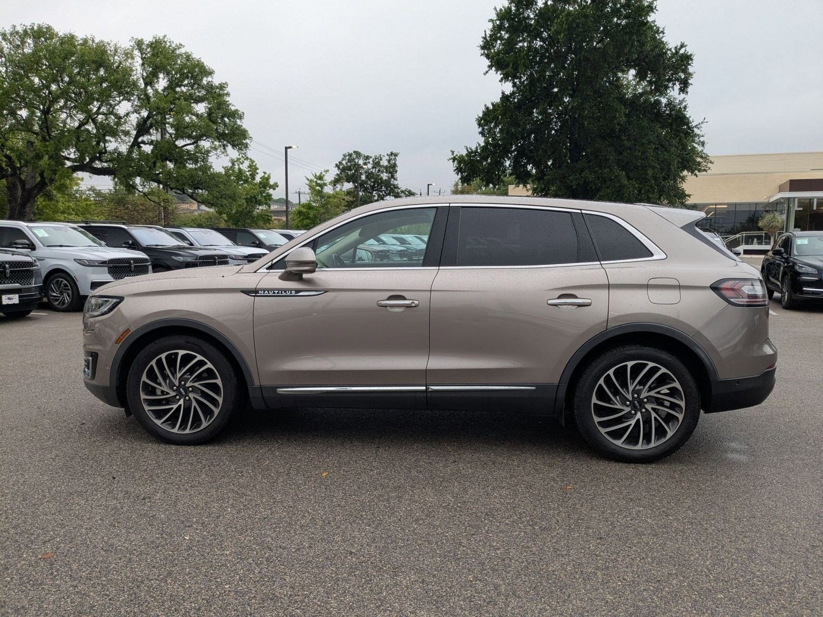 2020 Lincoln Nautilus Reserve