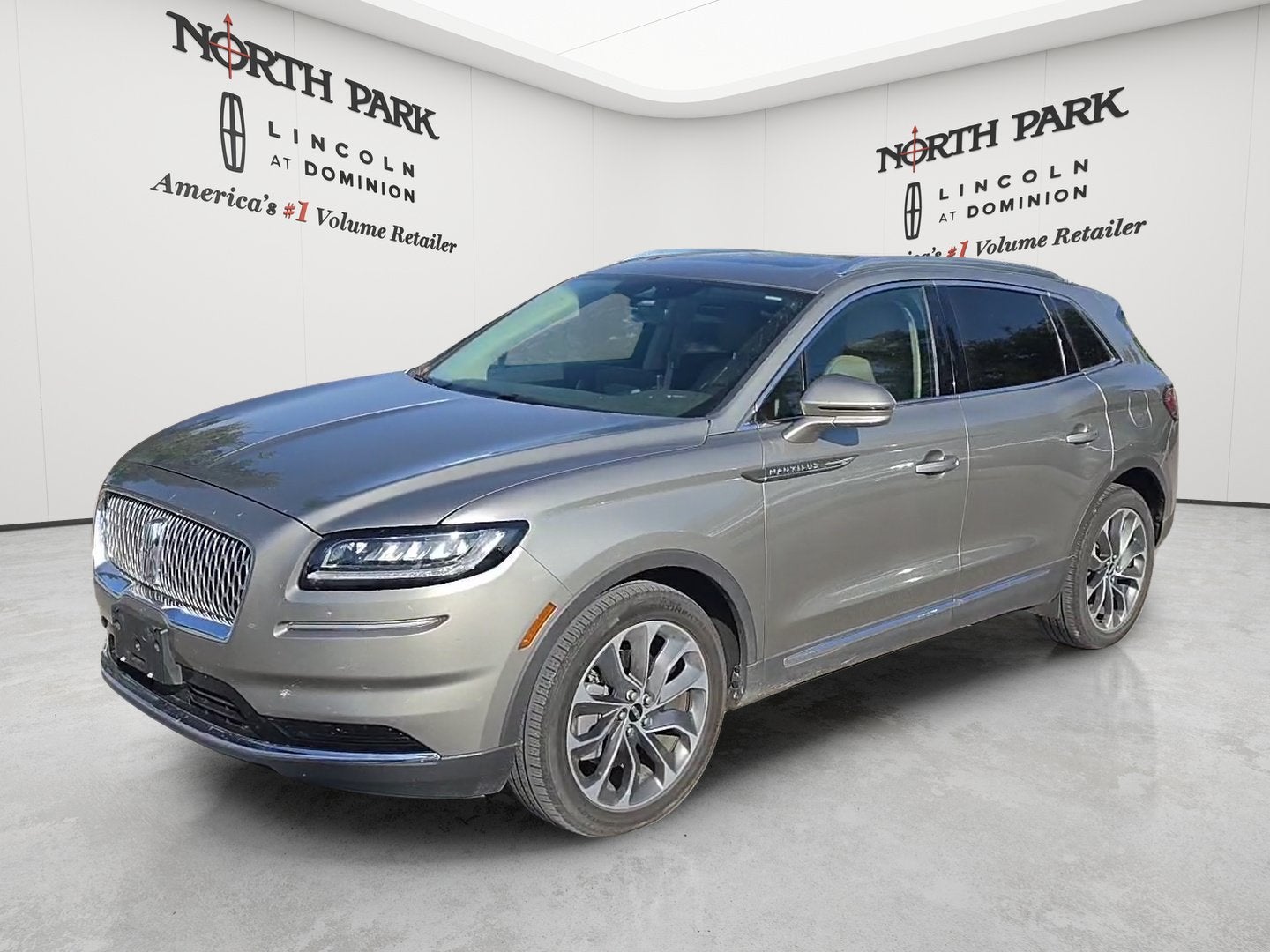 2023 Lincoln Nautilus Reserve