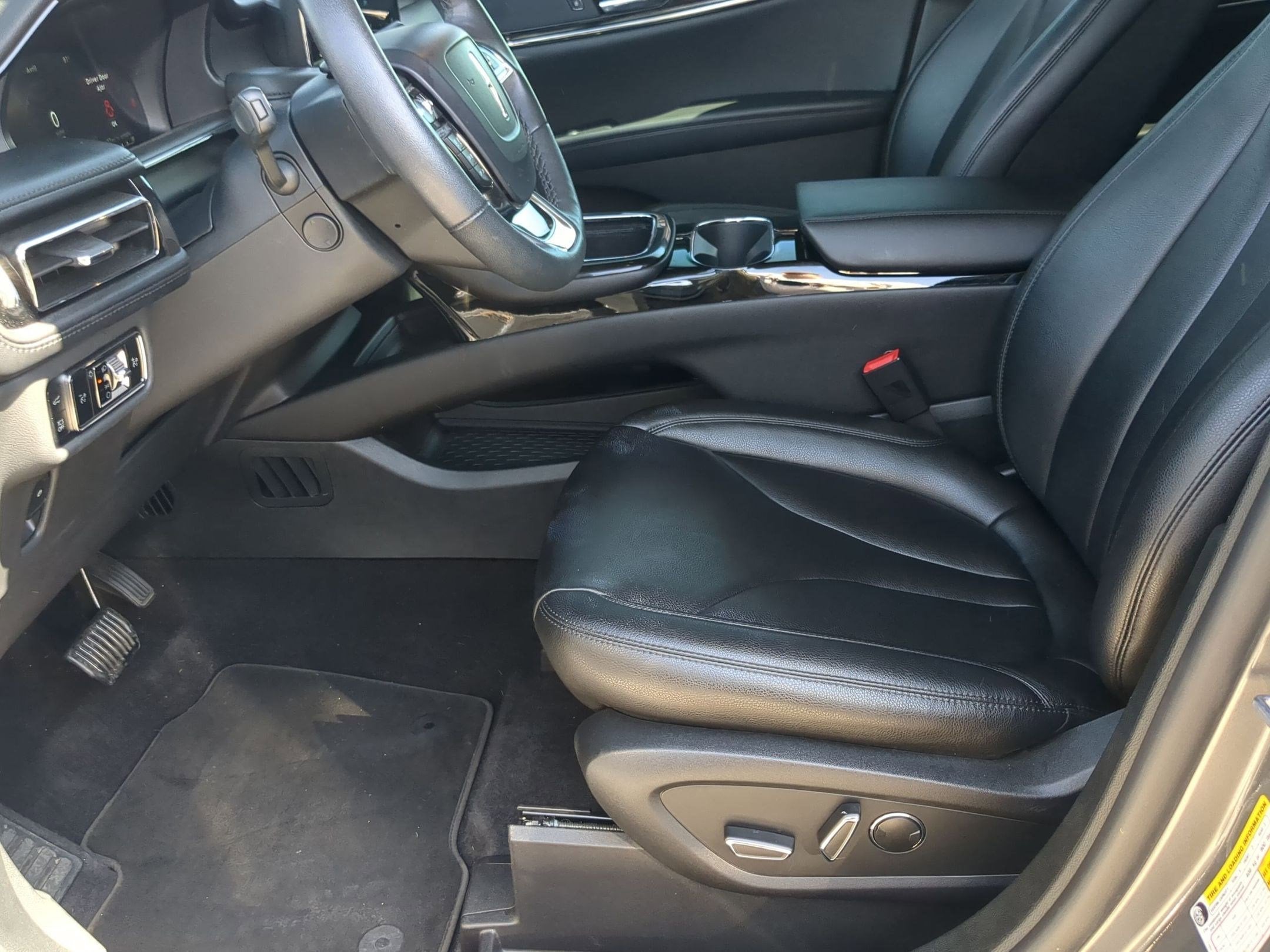 2023 Lincoln Nautilus Standard