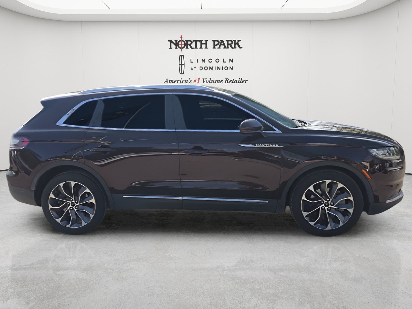2022 Lincoln Nautilus Reserve