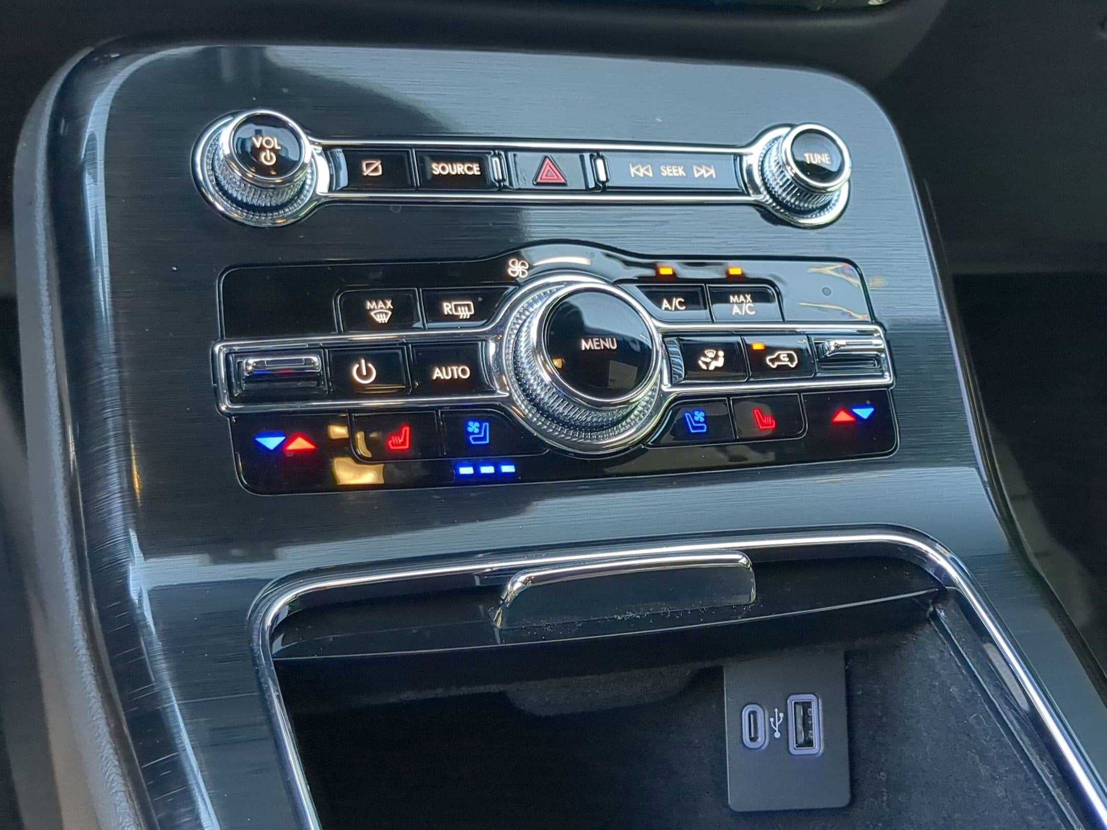 2023 Lincoln Nautilus Reserve