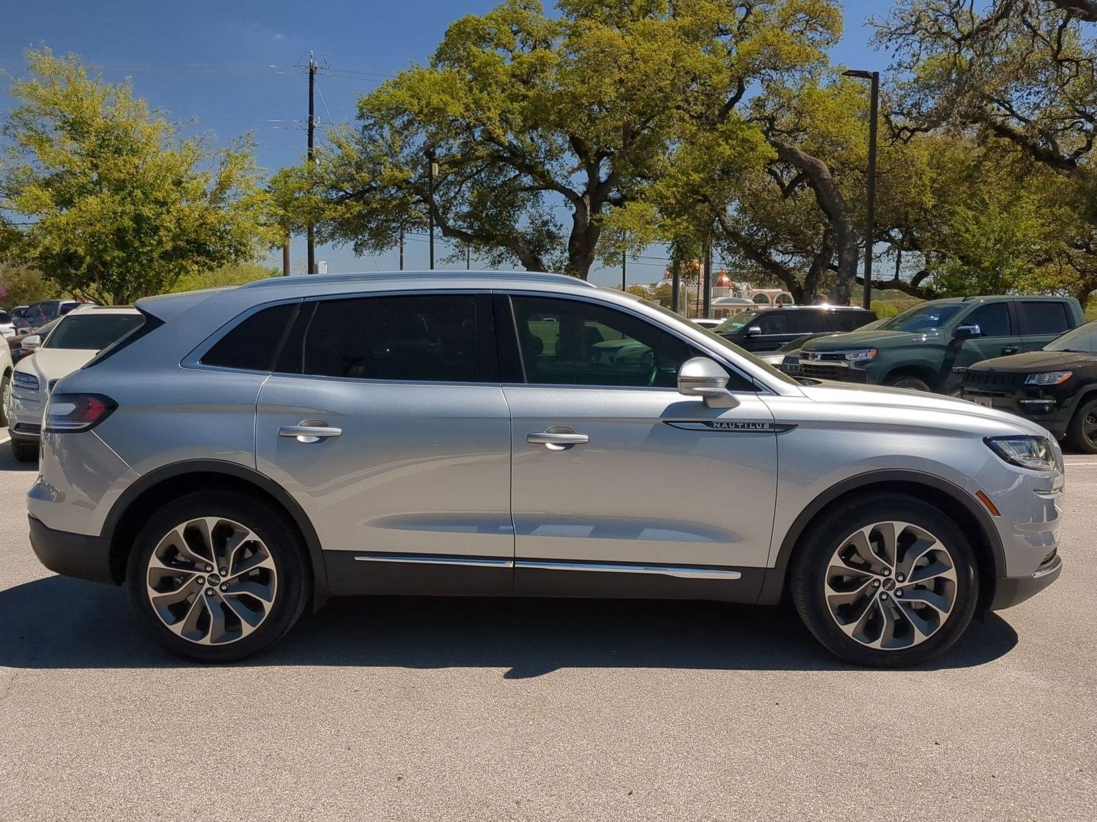 2023 Lincoln Nautilus Reserve