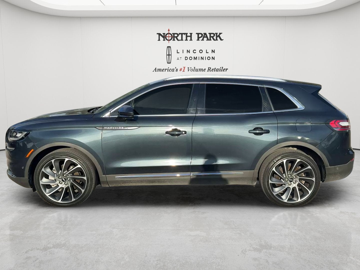 2023 Lincoln Nautilus Reserve