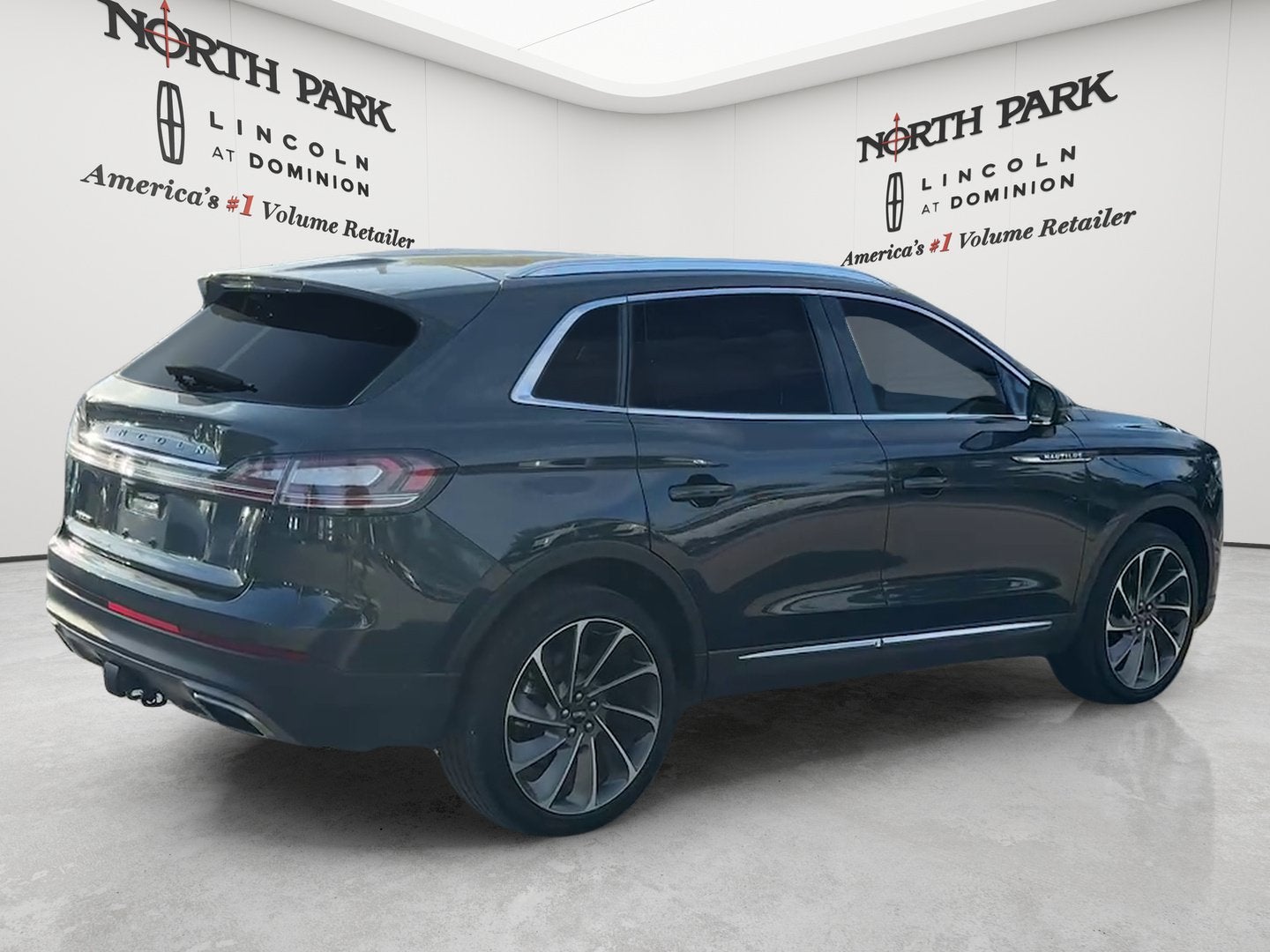 2023 Lincoln Nautilus Reserve
