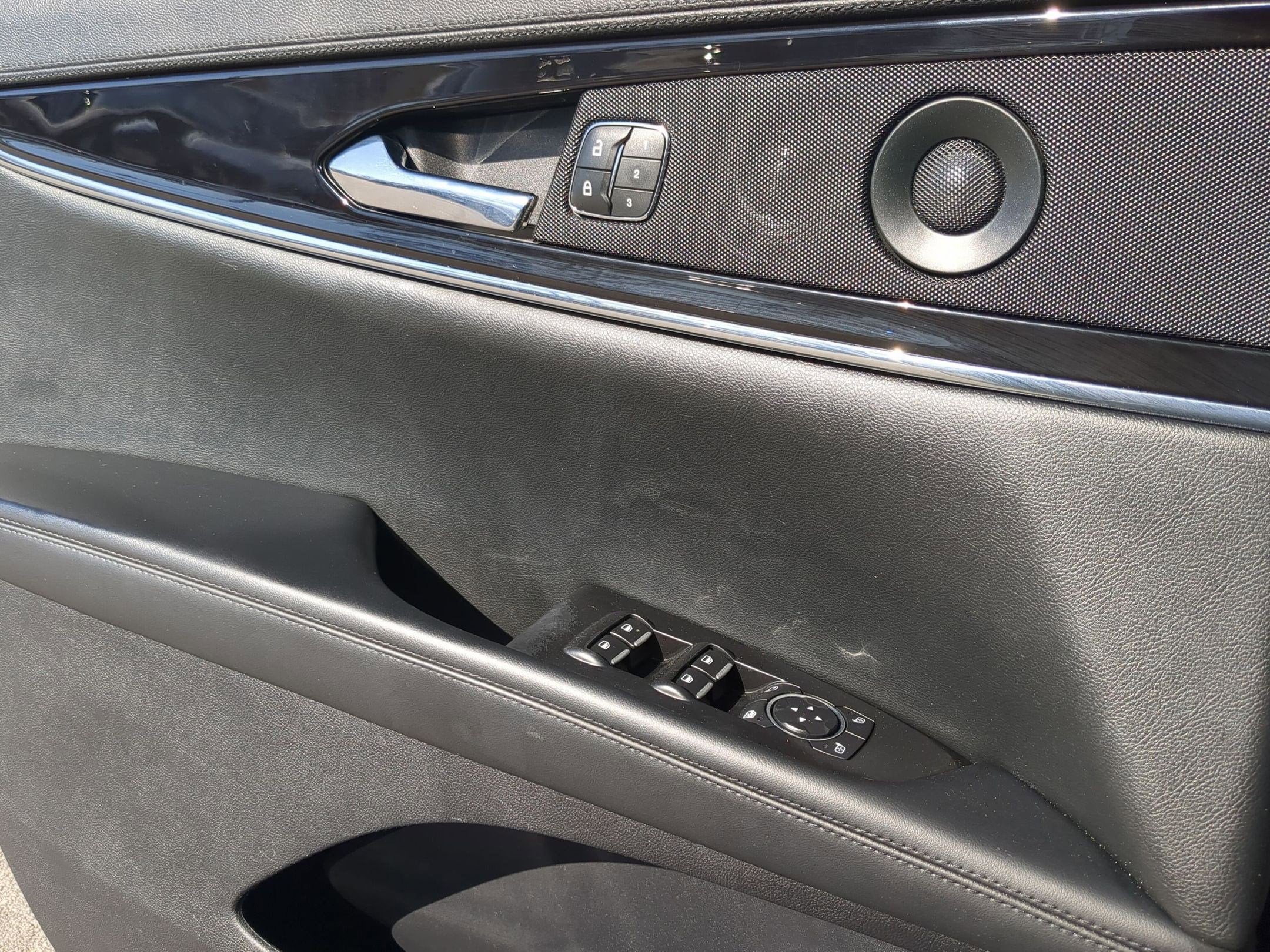 2021 Lincoln Nautilus Reserve