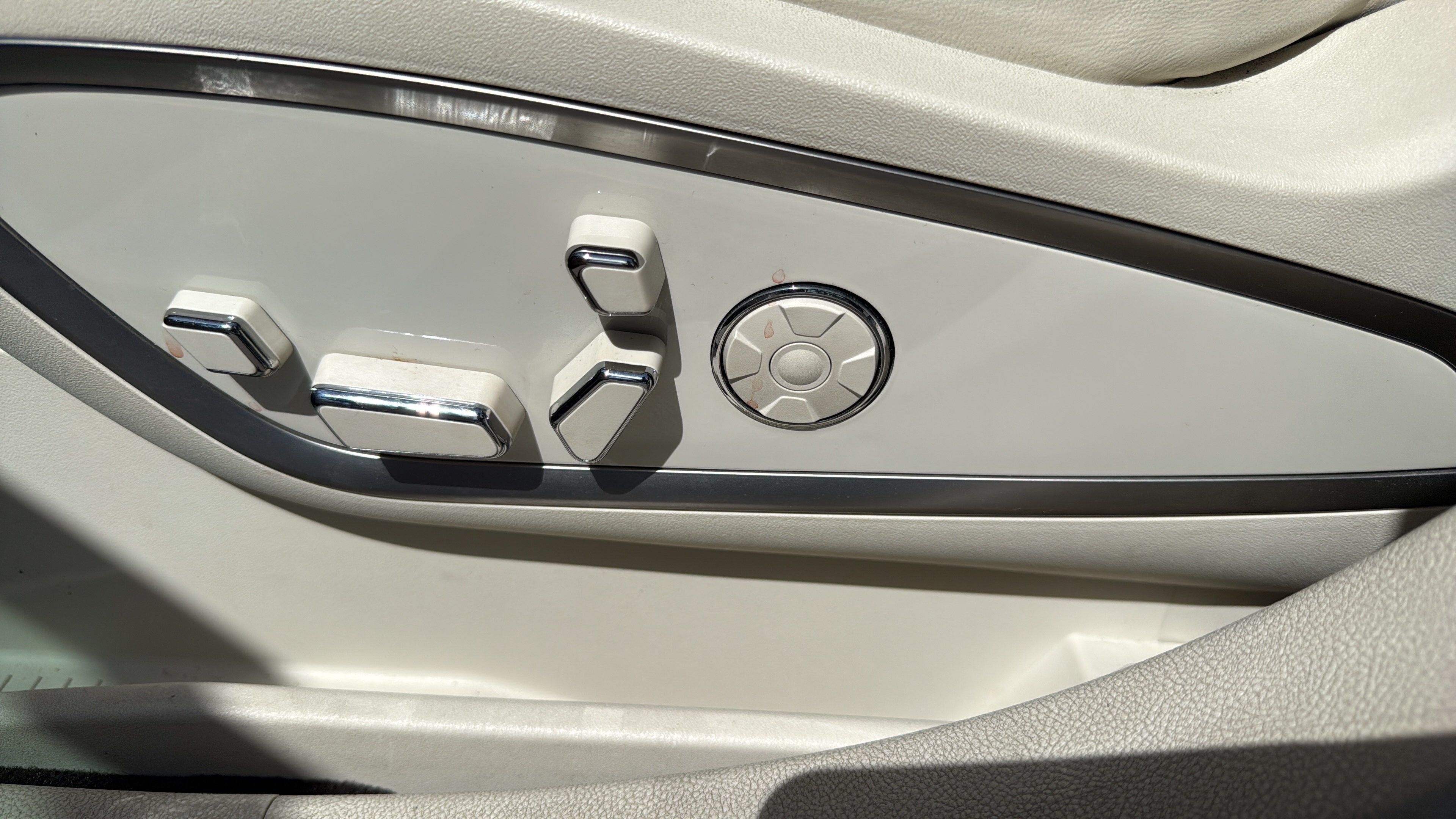 2020 Lincoln Nautilus Black Label