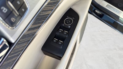 2020 Lincoln Nautilus Black Label