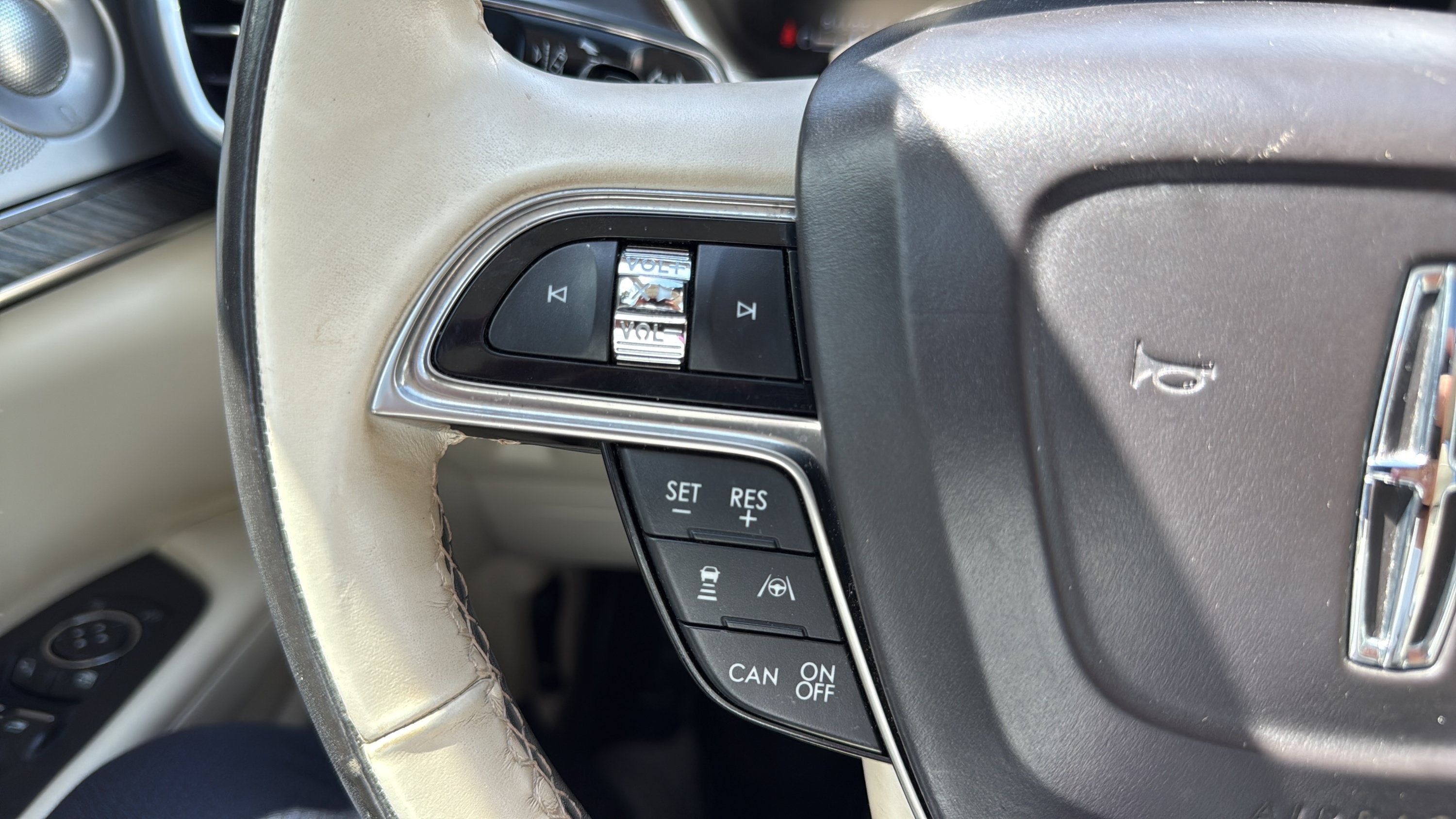 2020 Lincoln Nautilus Black Label