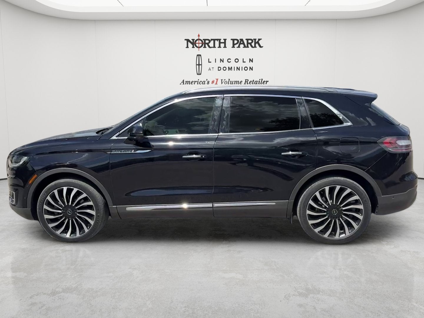 2020 Lincoln Nautilus Black Label