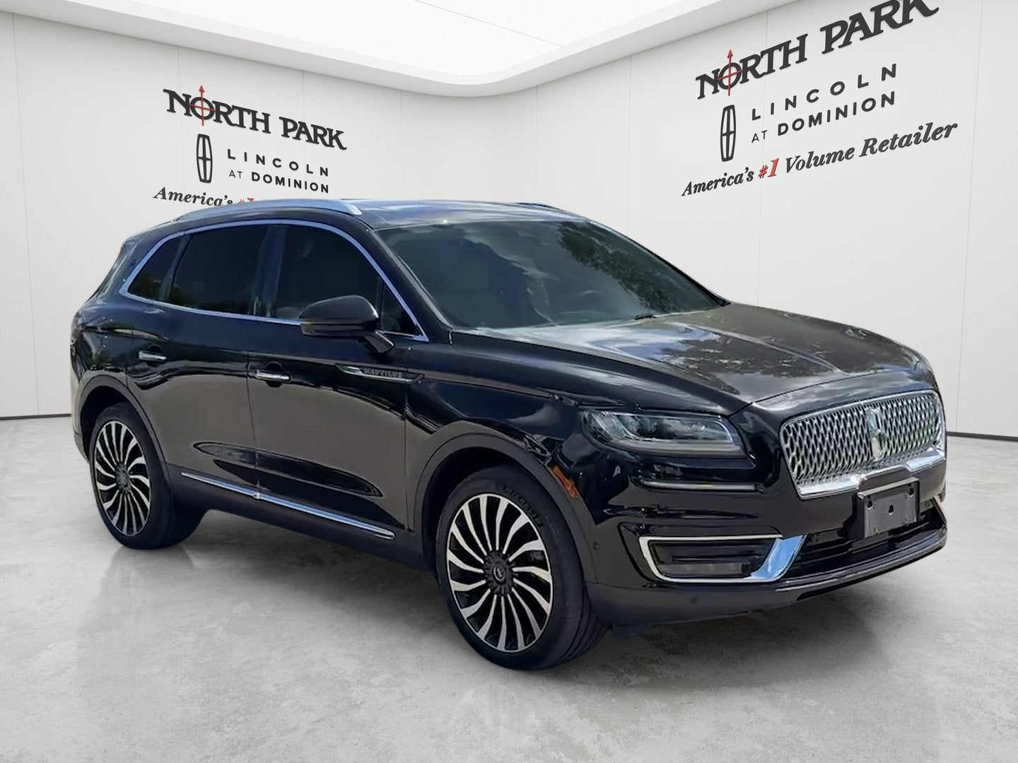 2020 Lincoln Nautilus Black Label