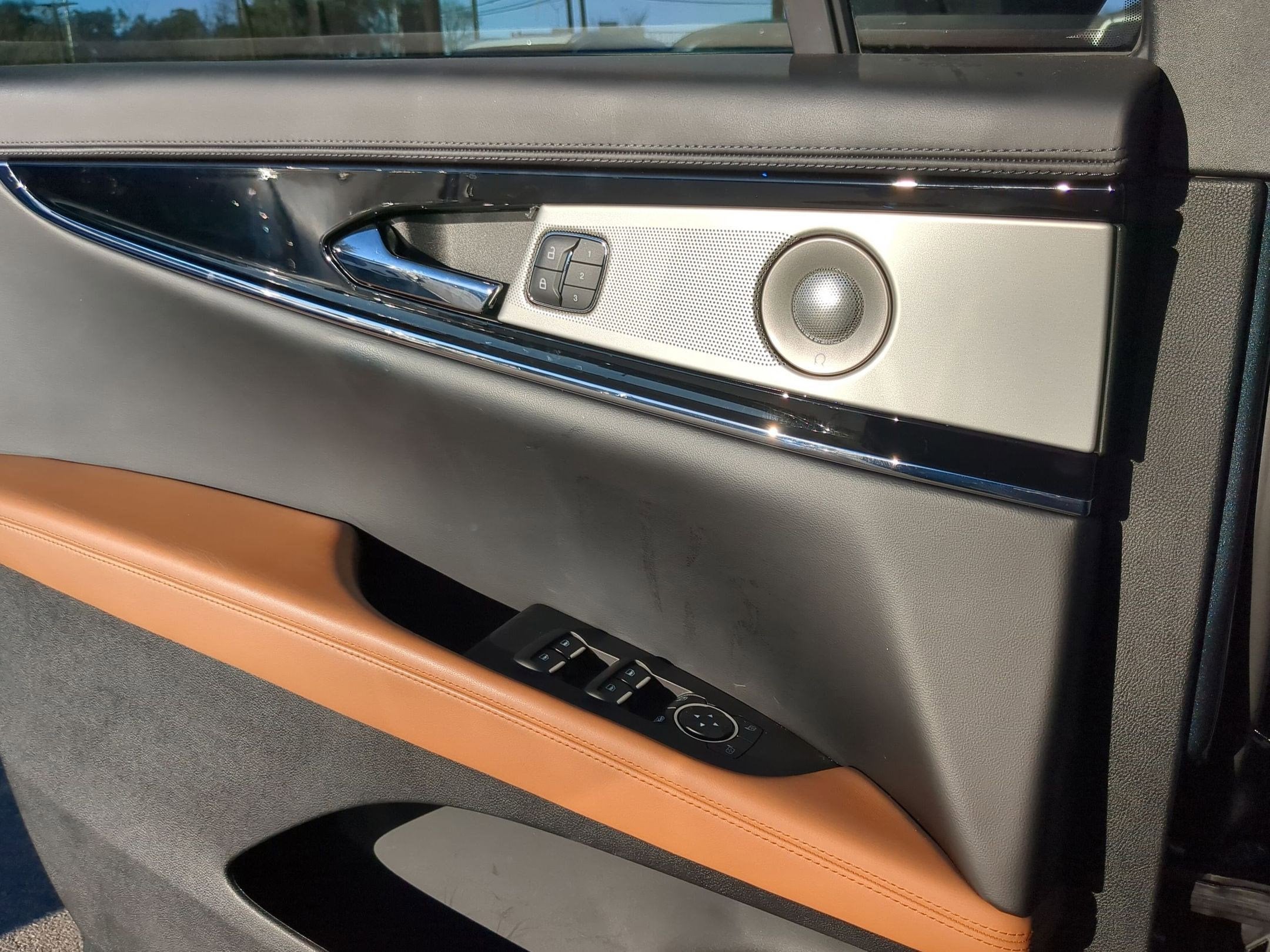 2023 Lincoln Nautilus Black Label