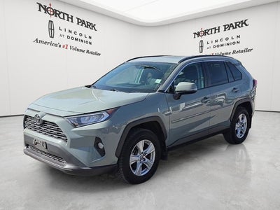 2020 Toyota RAV4 XLE