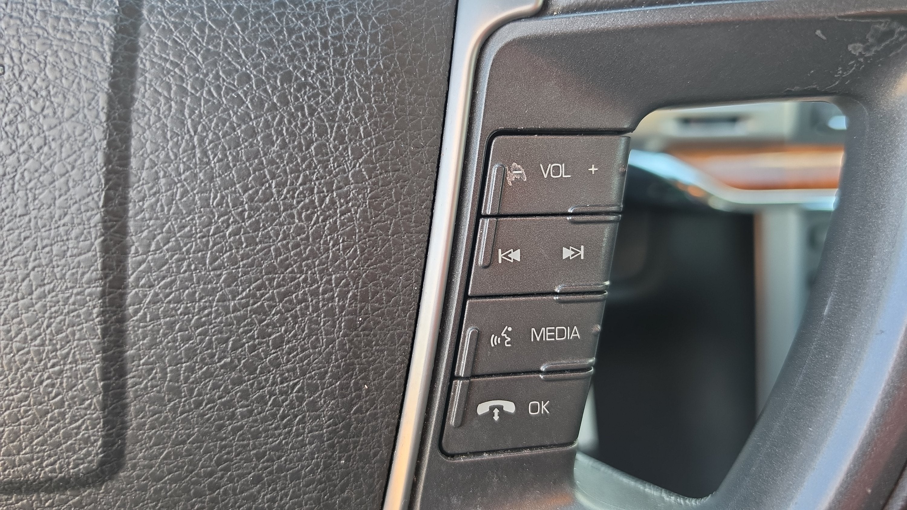 2012 Lincoln MKZ Base