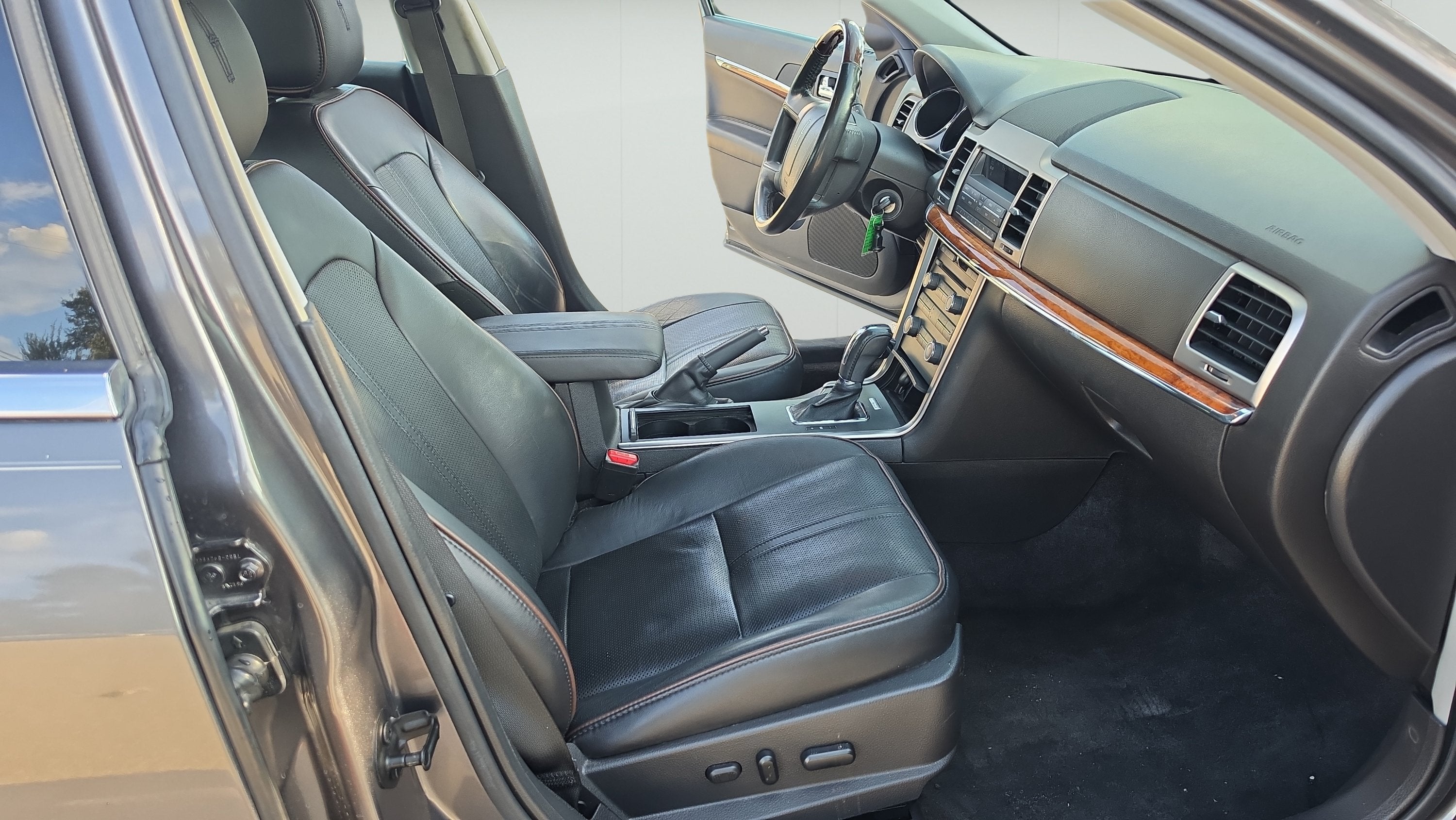 2012 Lincoln MKZ Base