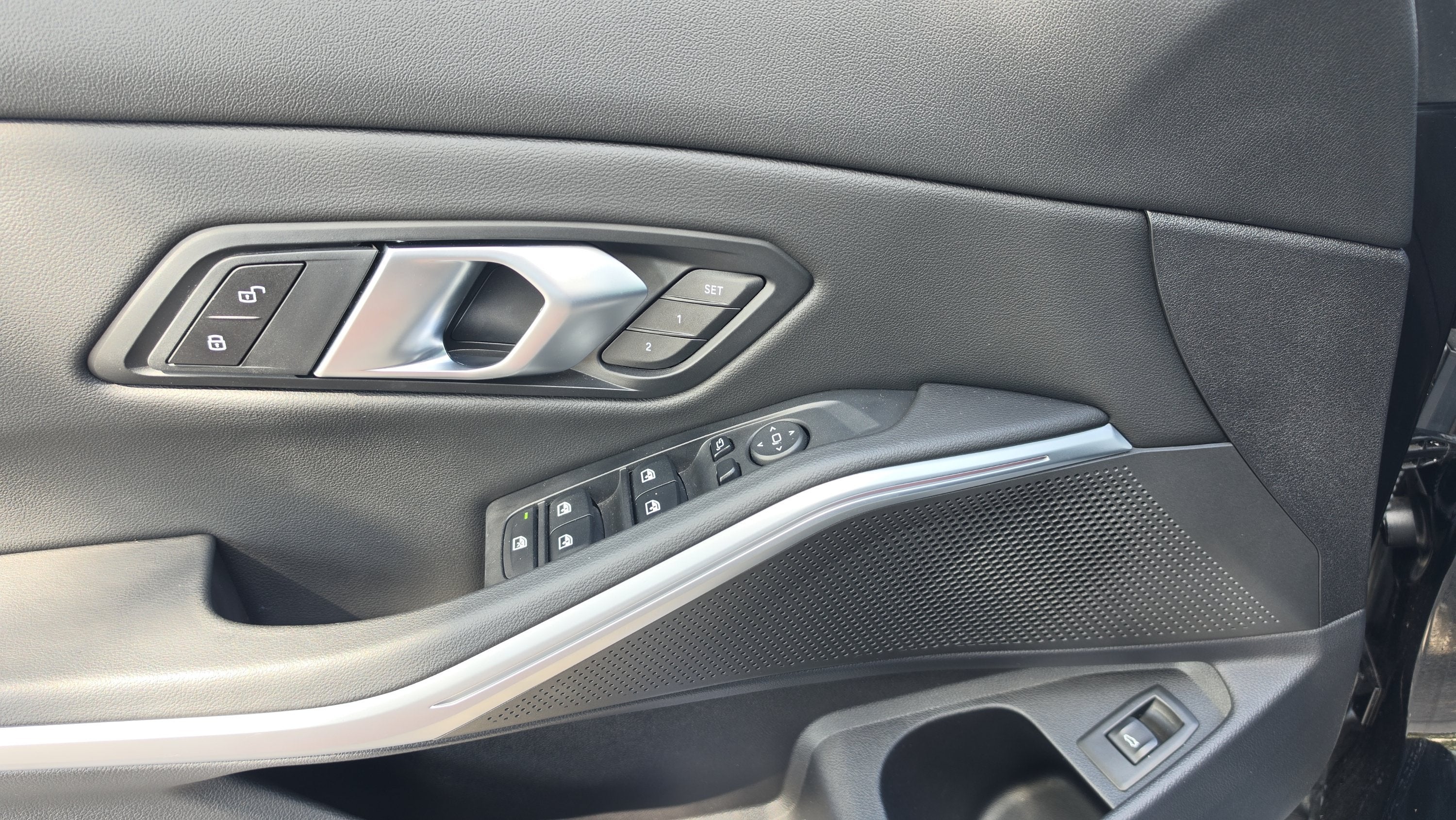 2024 BMW 3 Series 330i