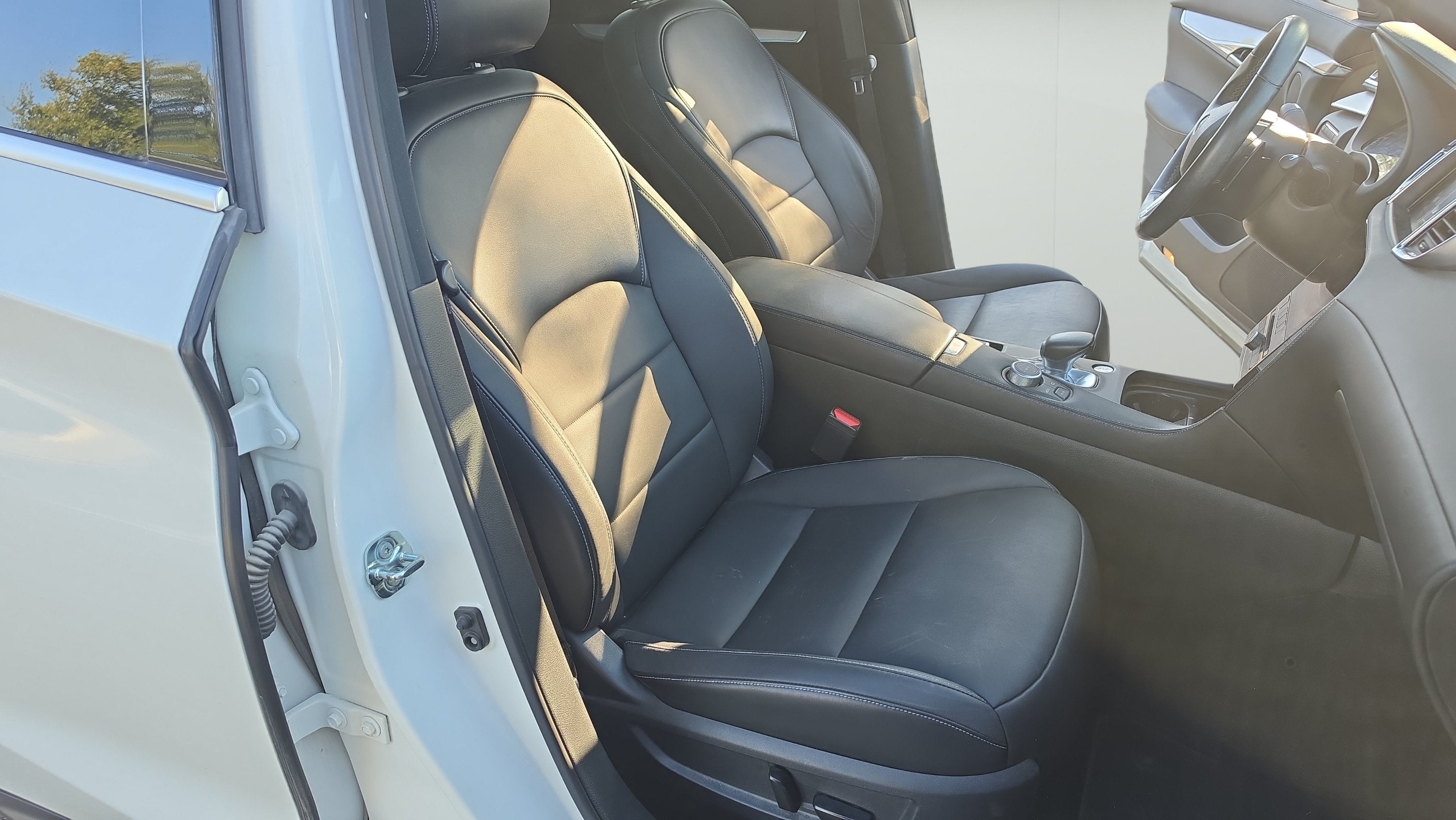 2021 INFINITI QX50 LUXE