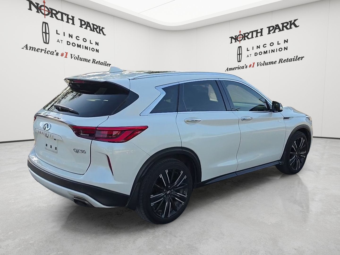 2021 INFINITI QX50 LUXE