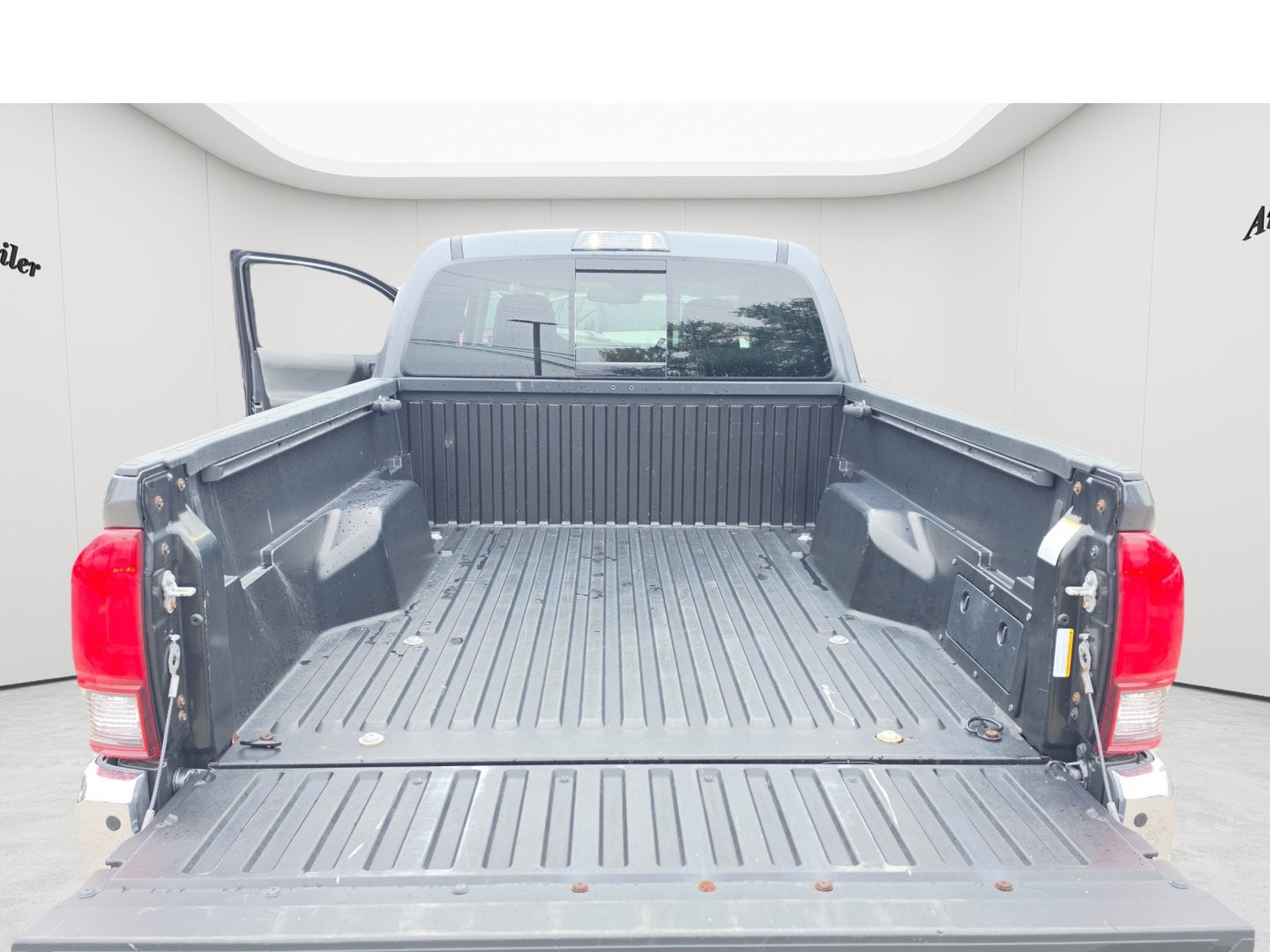 2021 Toyota Tacoma 2WD SR5