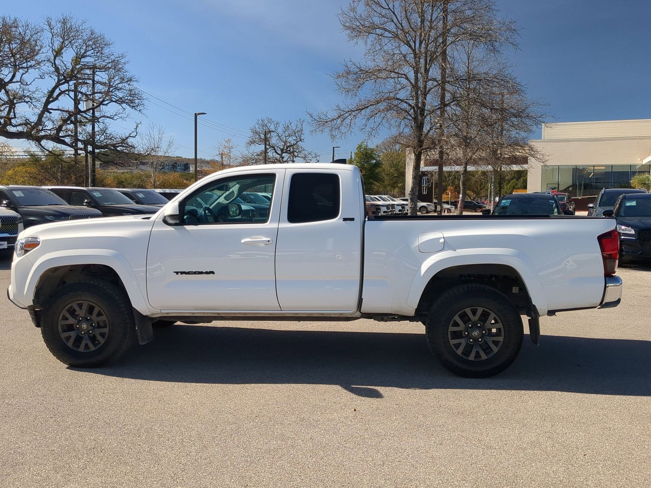 2022 Toyota Tacoma 2WD SR5