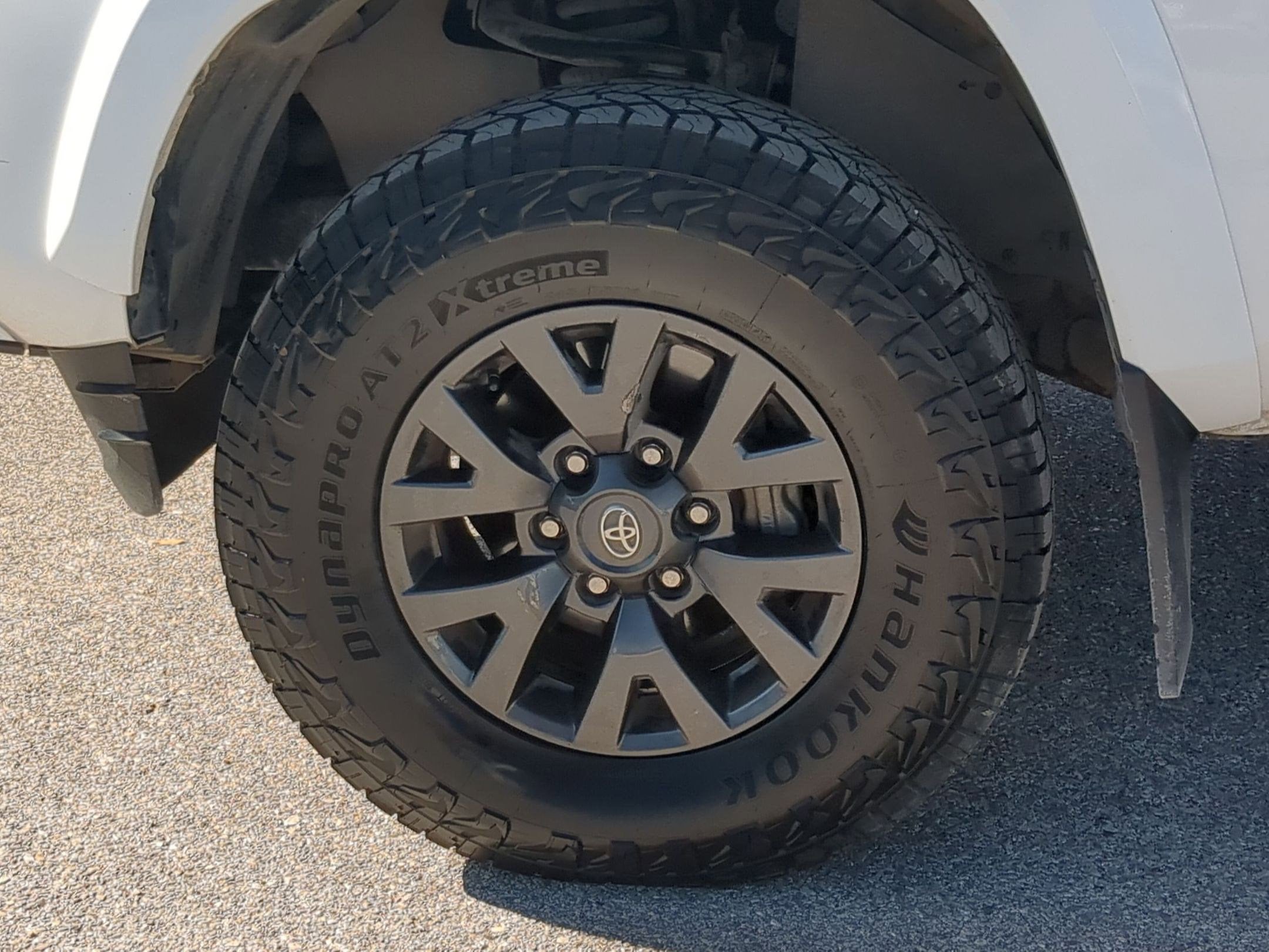 2022 Toyota Tacoma 2WD SR5