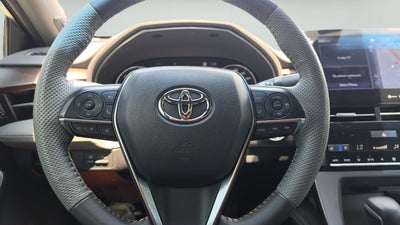 2022 Toyota Avalon Hybrid Limited