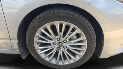 2022 Toyota Avalon Hybrid Limited