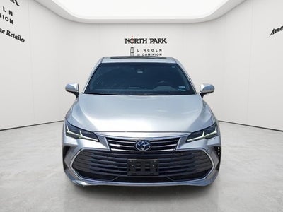 2022 Toyota Avalon Hybrid Limited