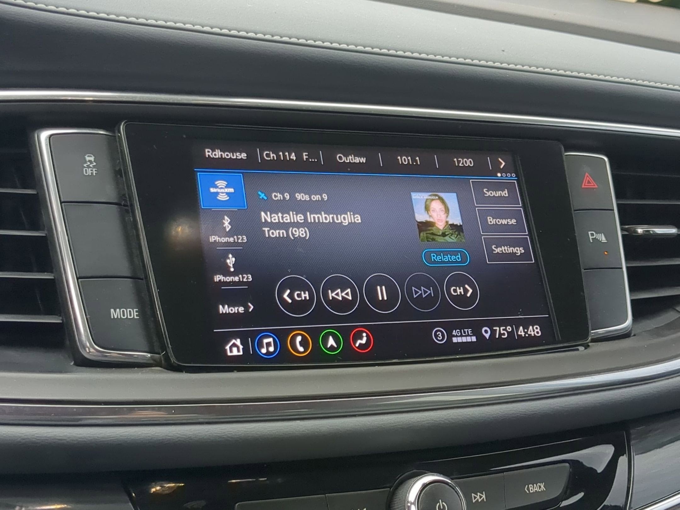 2020 Buick Enclave Essence