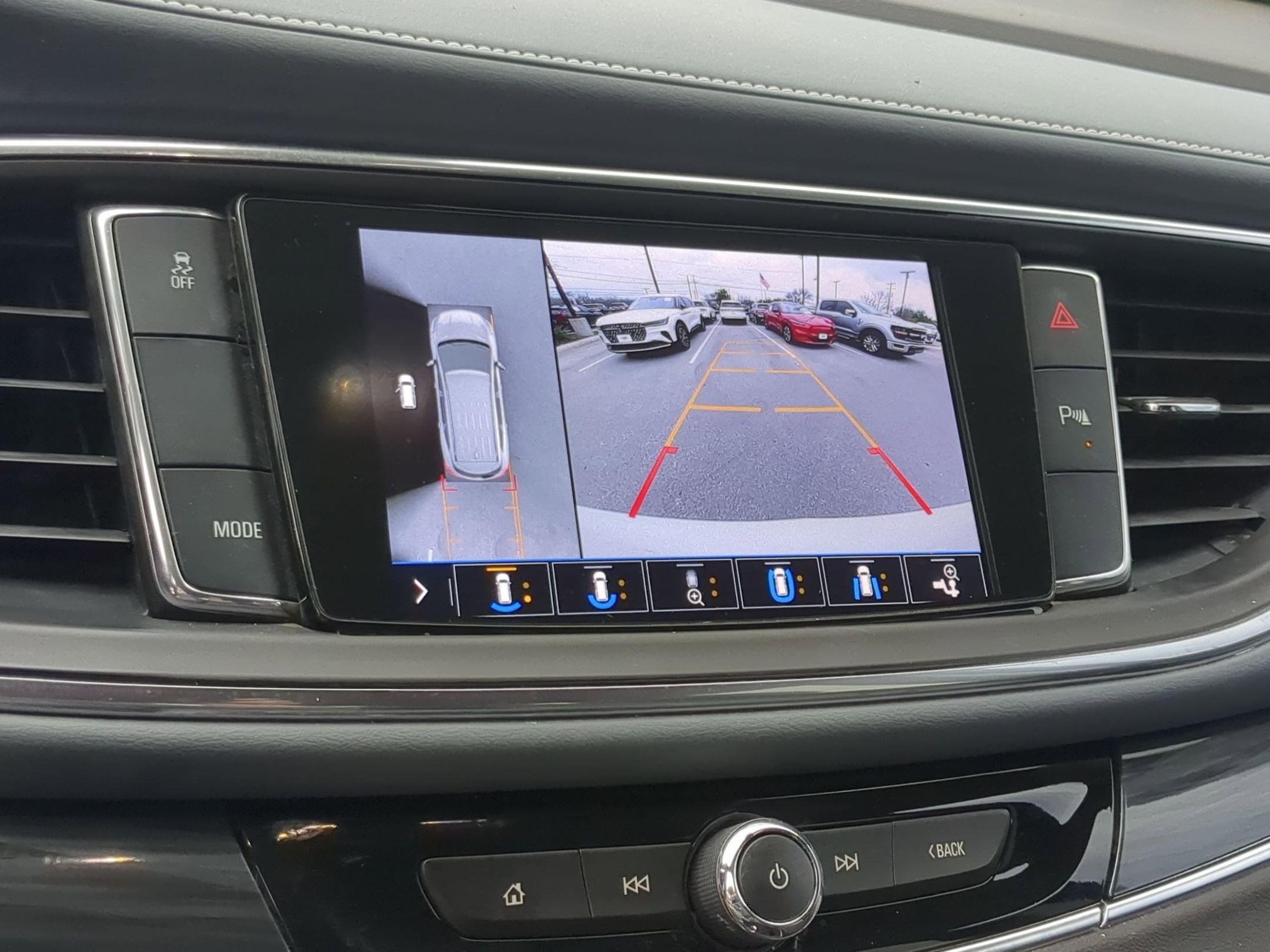 2020 Buick Enclave Essence