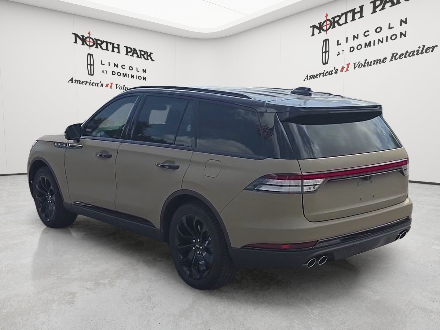 2026 Lincoln Aviator *Custom Wrap Premiere