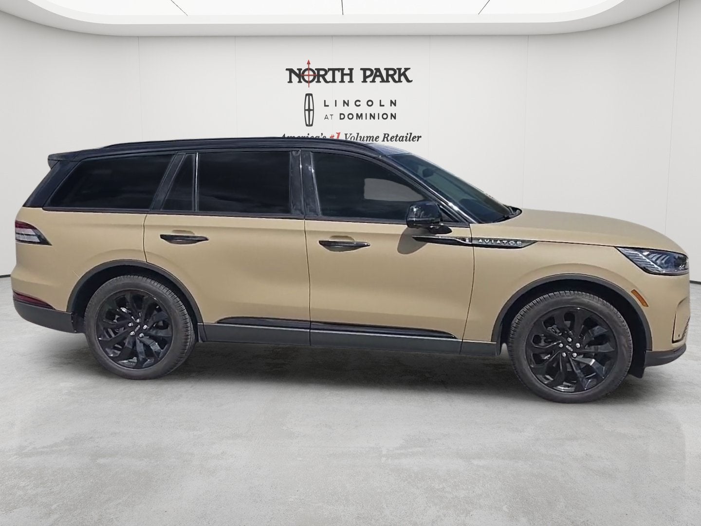 2026 Lincoln Aviator *Custom Wrap Premiere