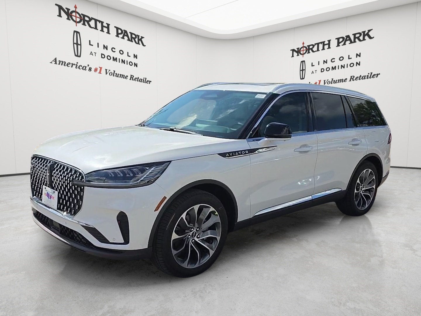 2027 Lincoln Aviator Premiere