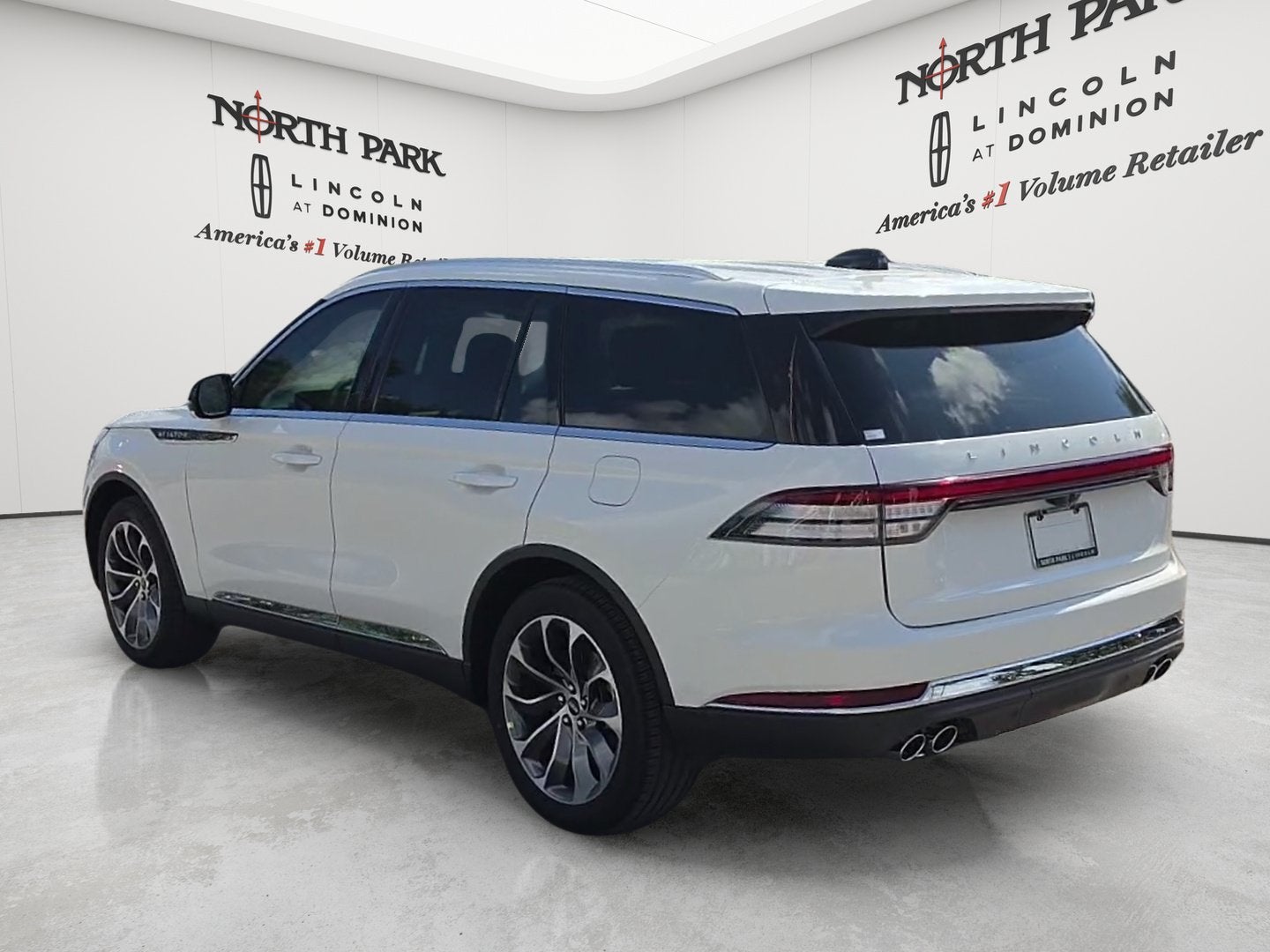 2027 Lincoln Aviator Premiere