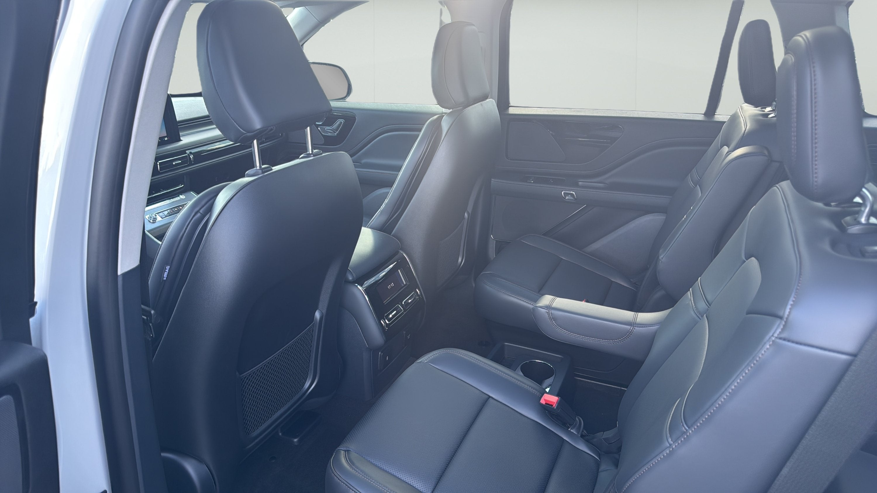 2027 Lincoln Aviator Premiere