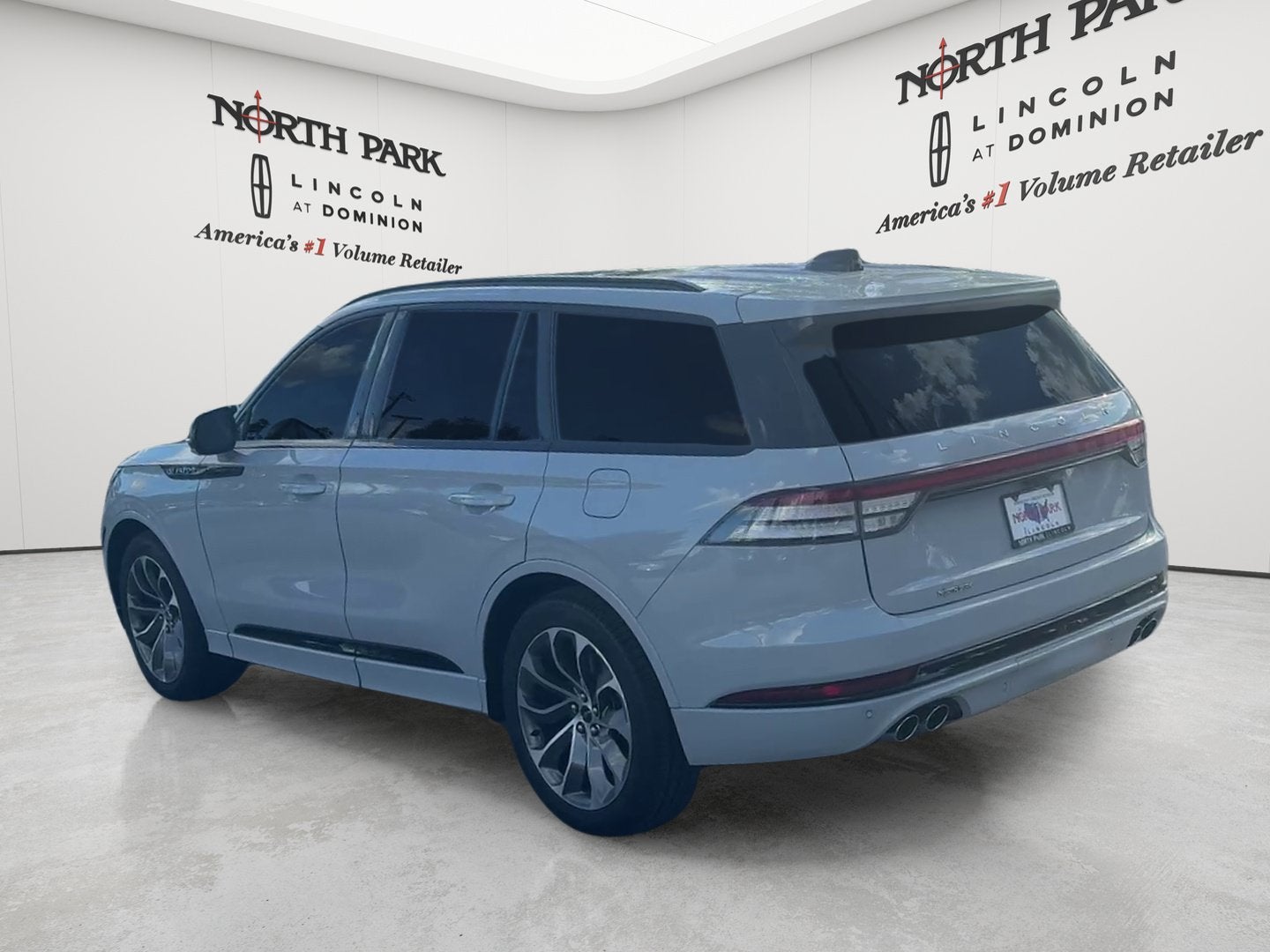 2027 Lincoln Aviator Premiere