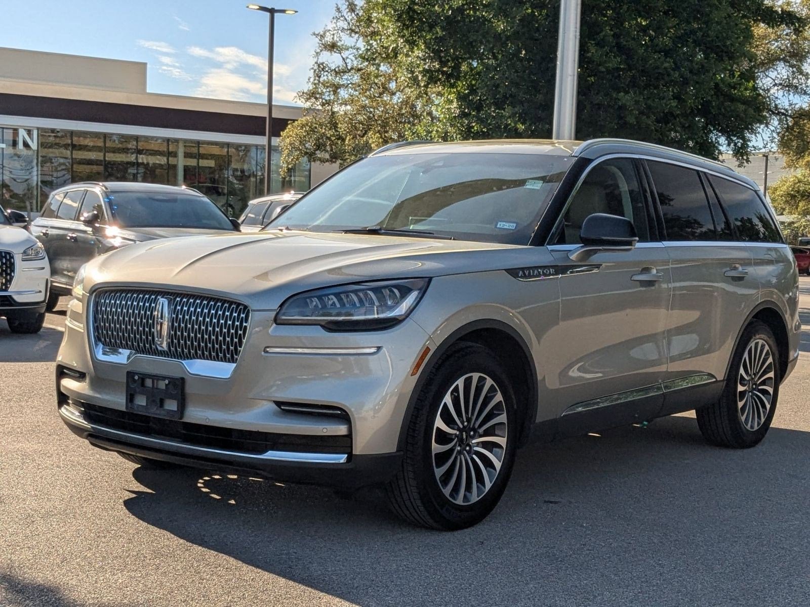 2023 Lincoln Aviator Standard