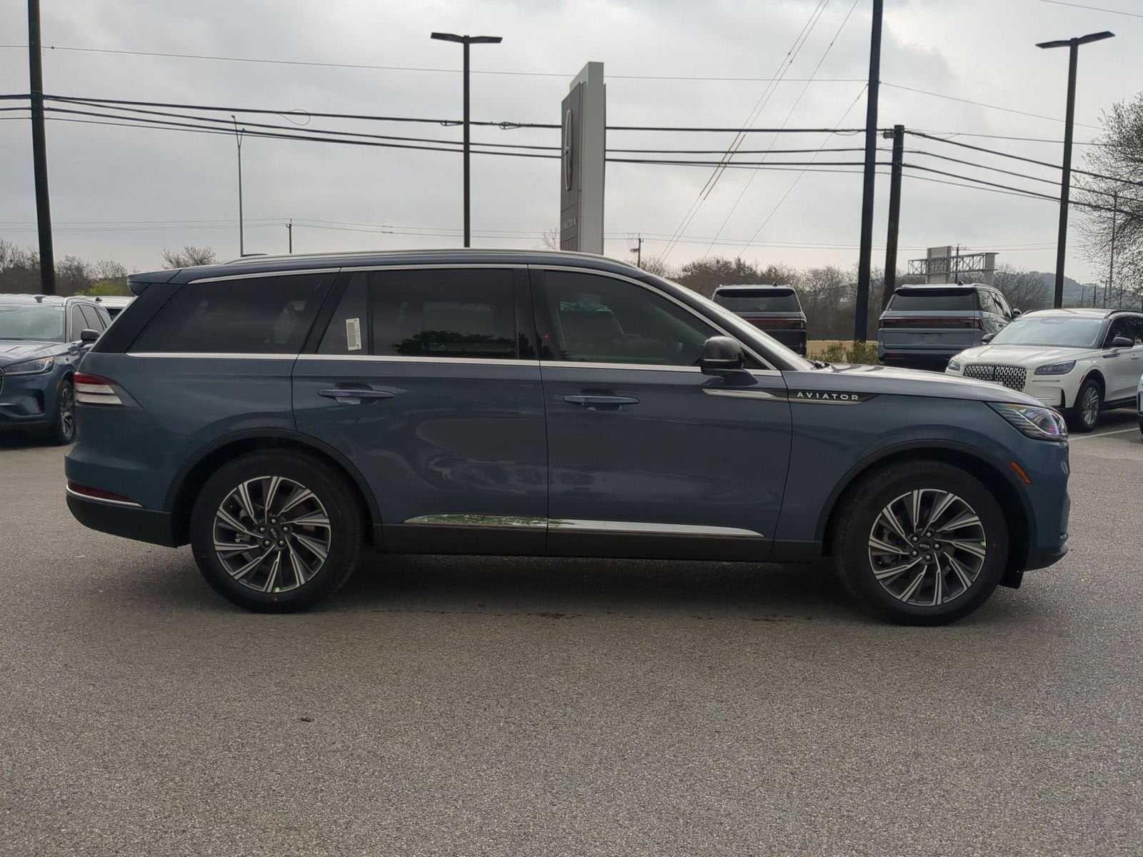 2026 Lincoln Aviator Premiere