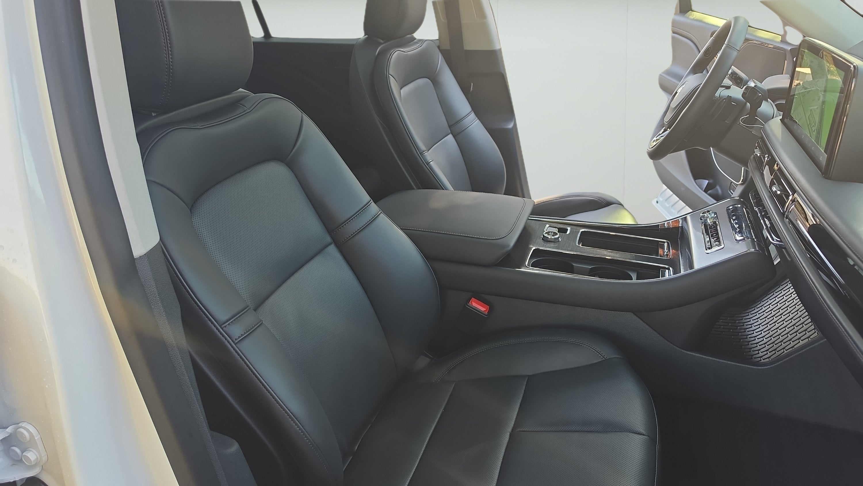 2027 Lincoln Aviator Premiere