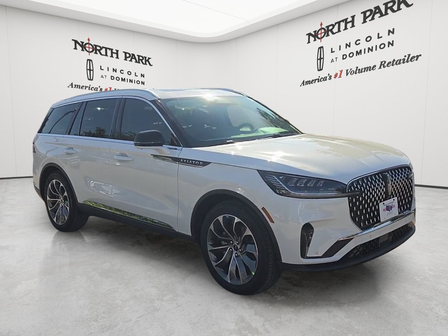 2027 Lincoln Aviator Premiere