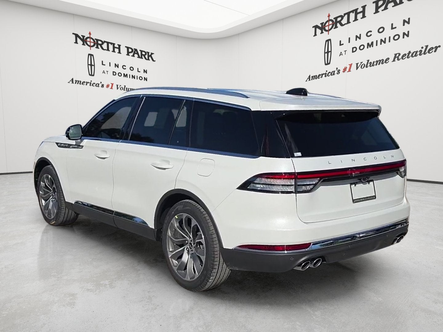 2027 Lincoln Aviator Premiere