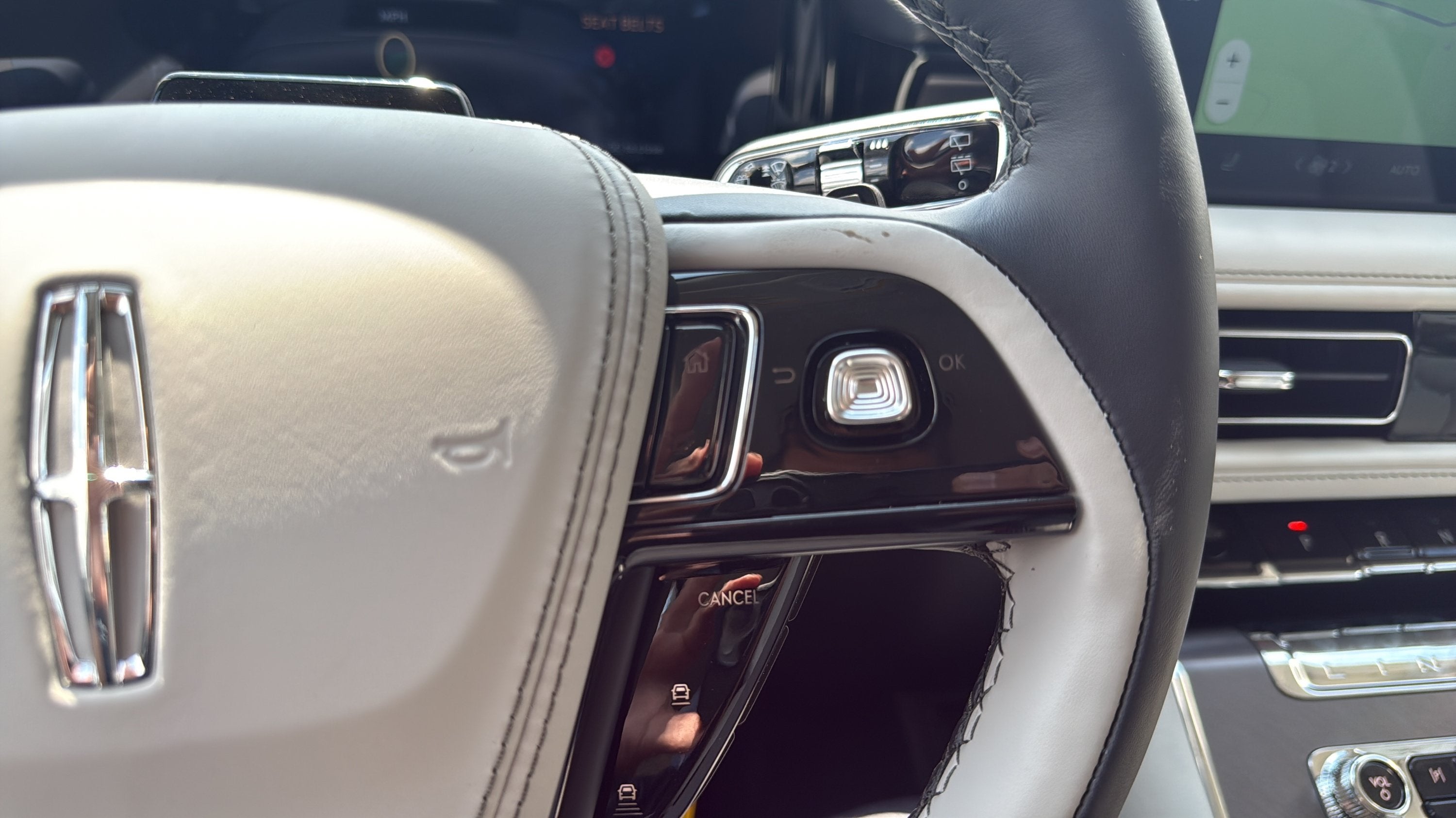 2027 Lincoln Aviator Premiere