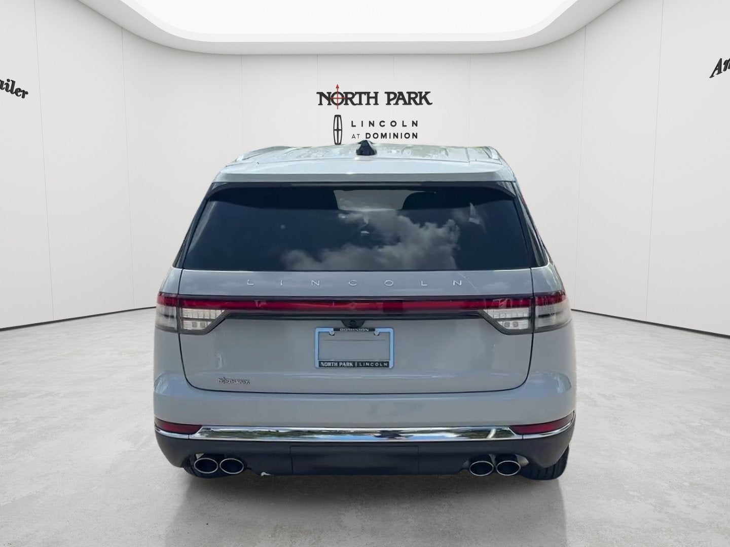 2027 Lincoln Aviator Premiere