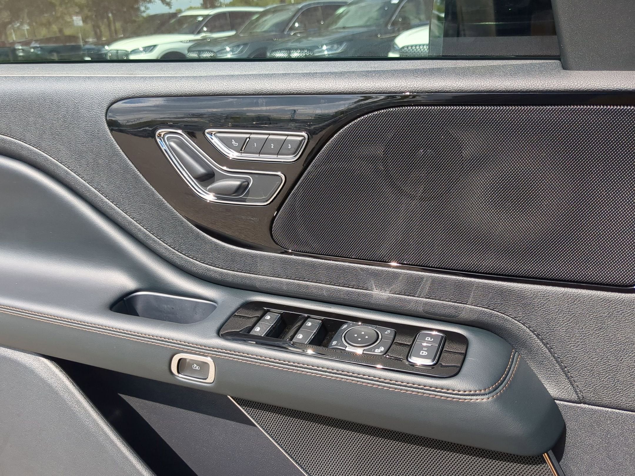 2025 Lincoln Aviator Premiere