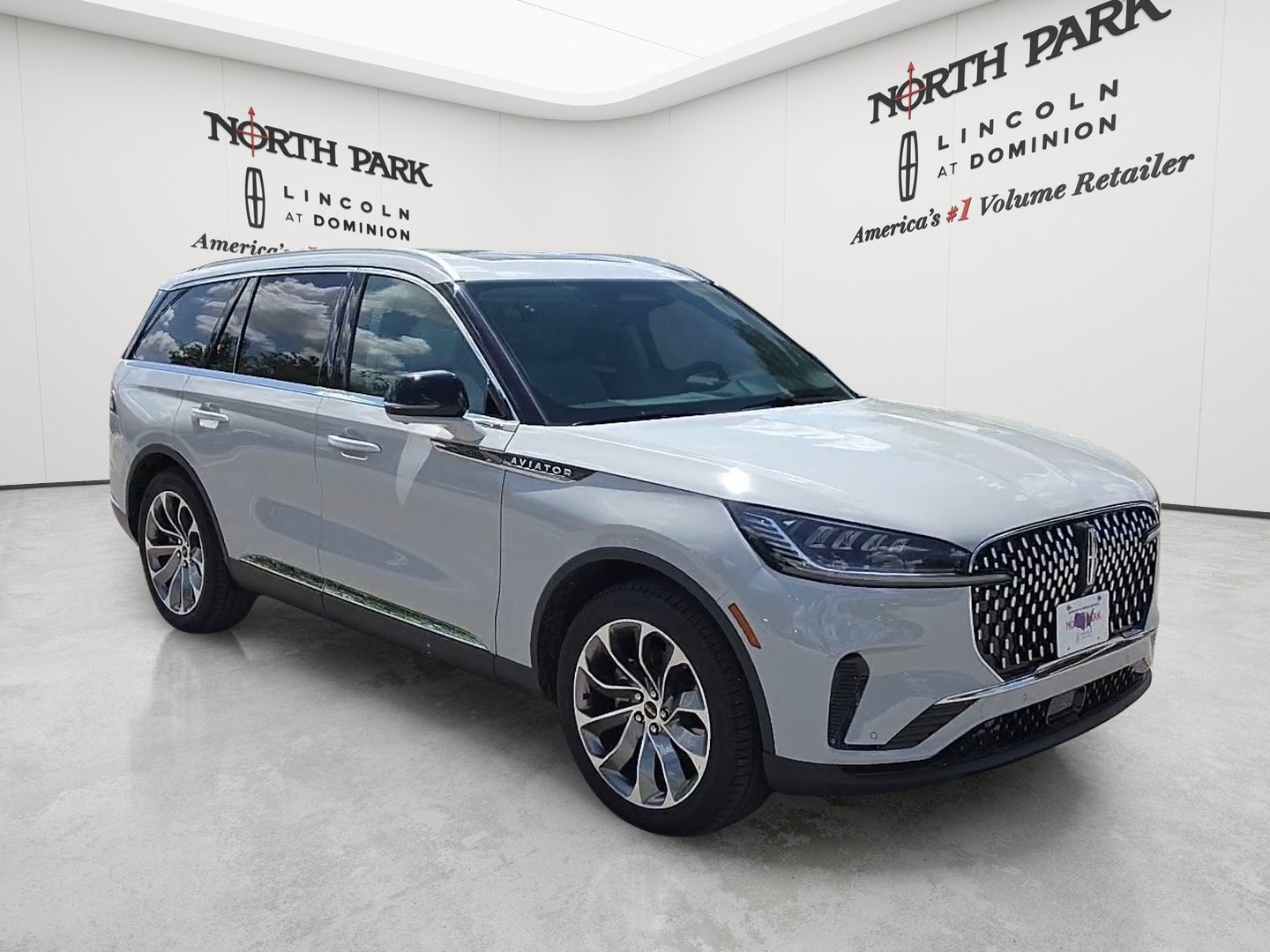 2027 Lincoln Aviator Premiere