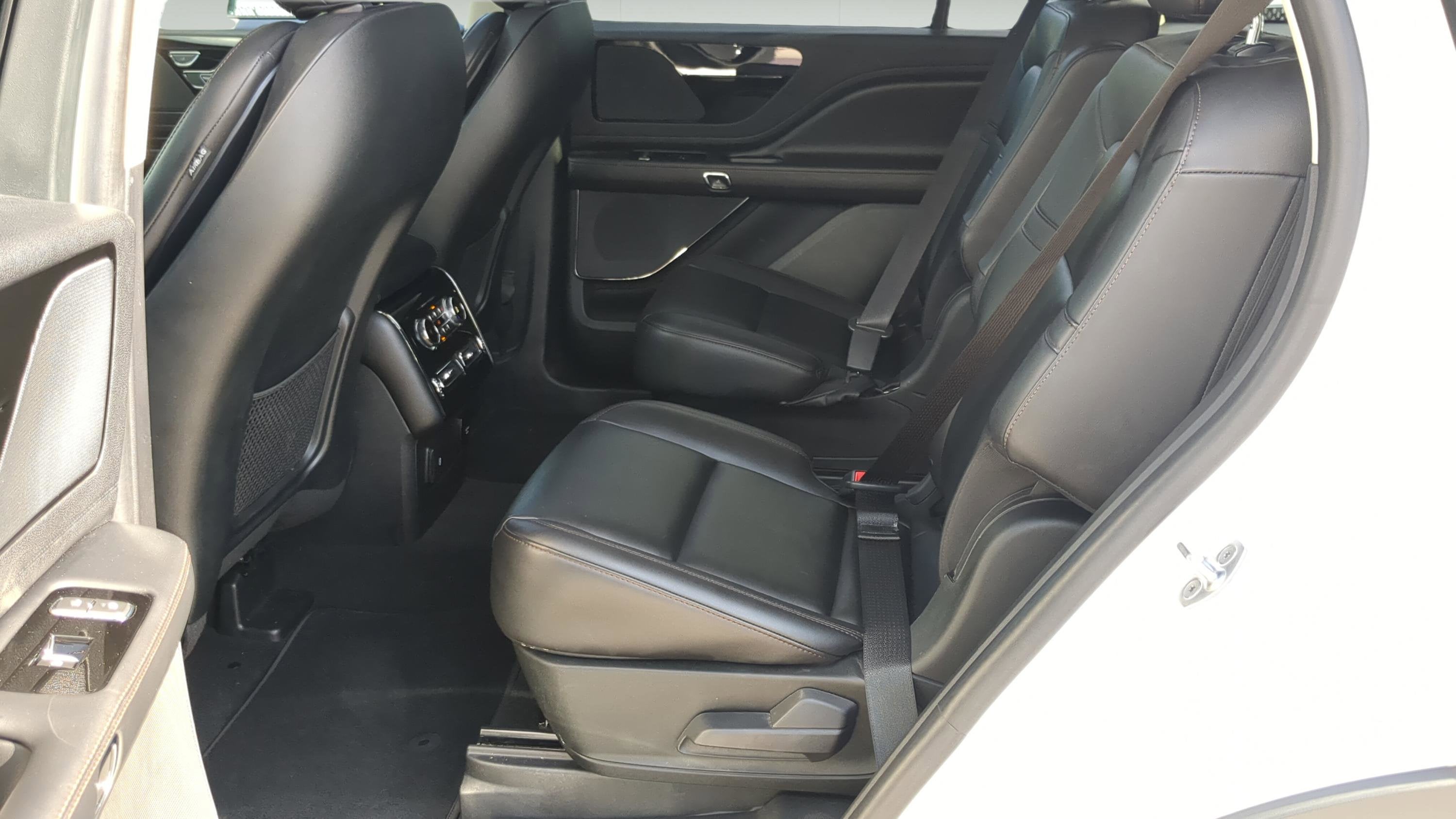 2022 Lincoln Aviator Standard