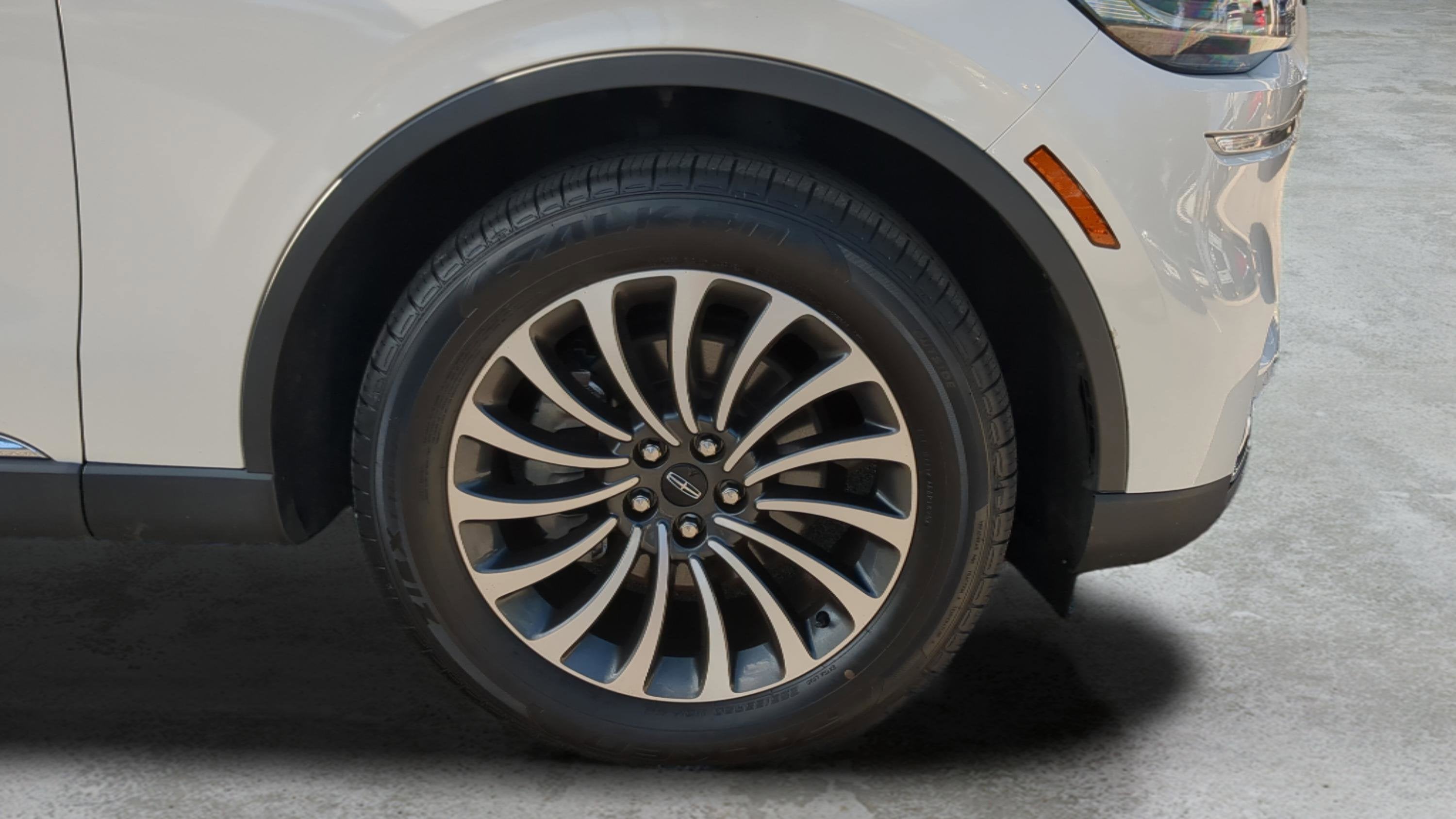 2022 Lincoln Aviator Standard