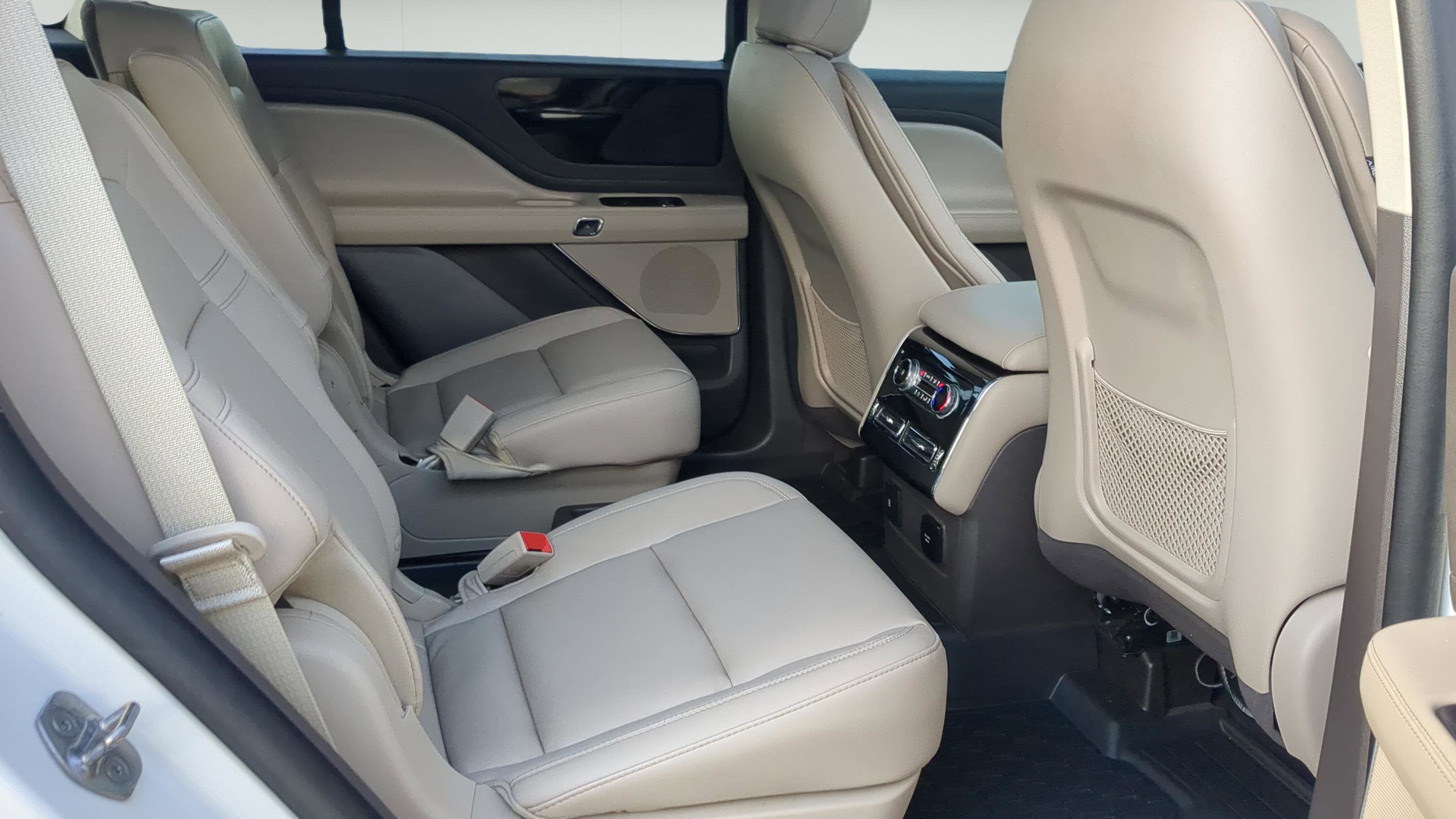 2023 Lincoln Aviator Standard