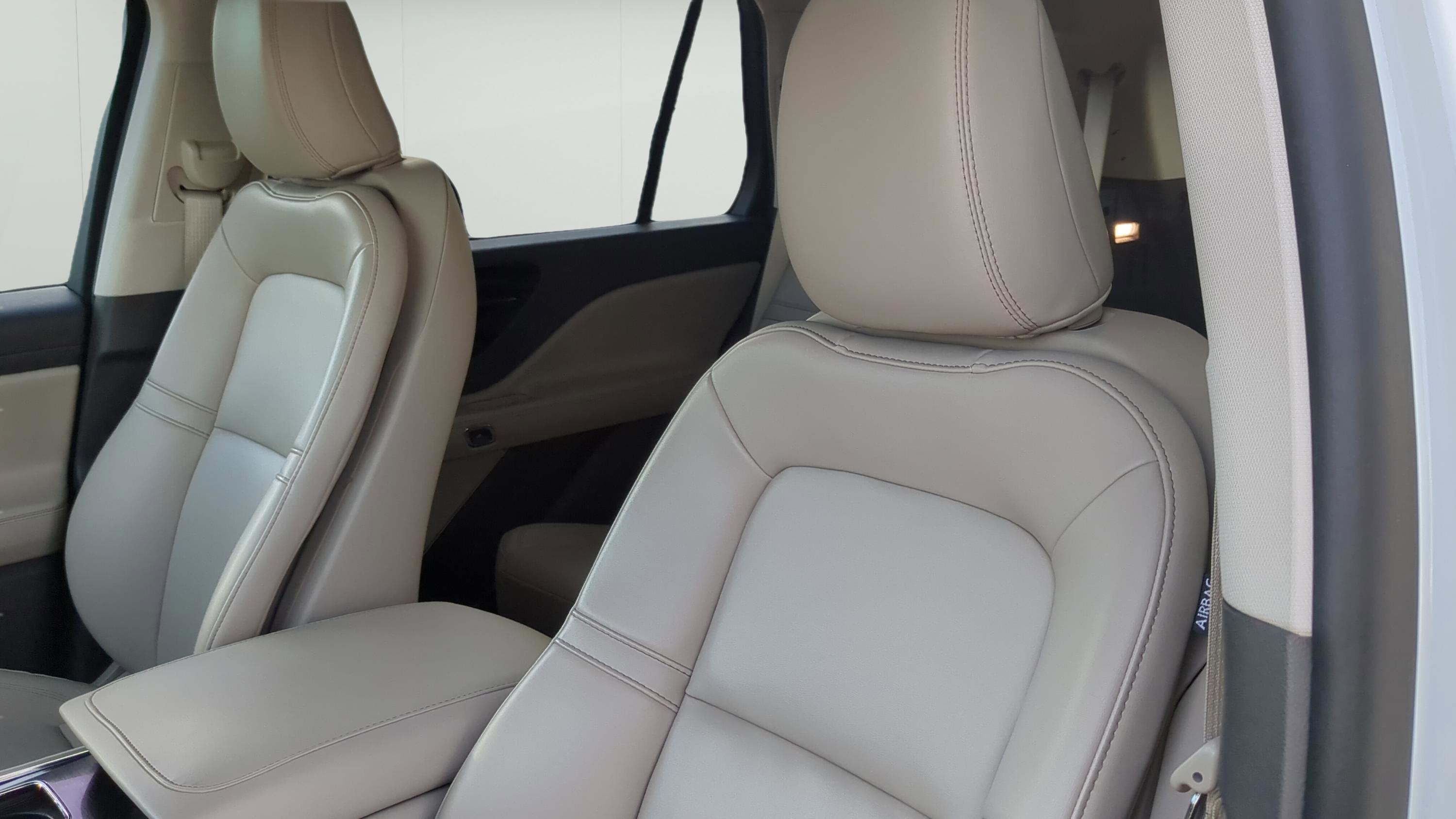 2023 Lincoln Aviator Standard