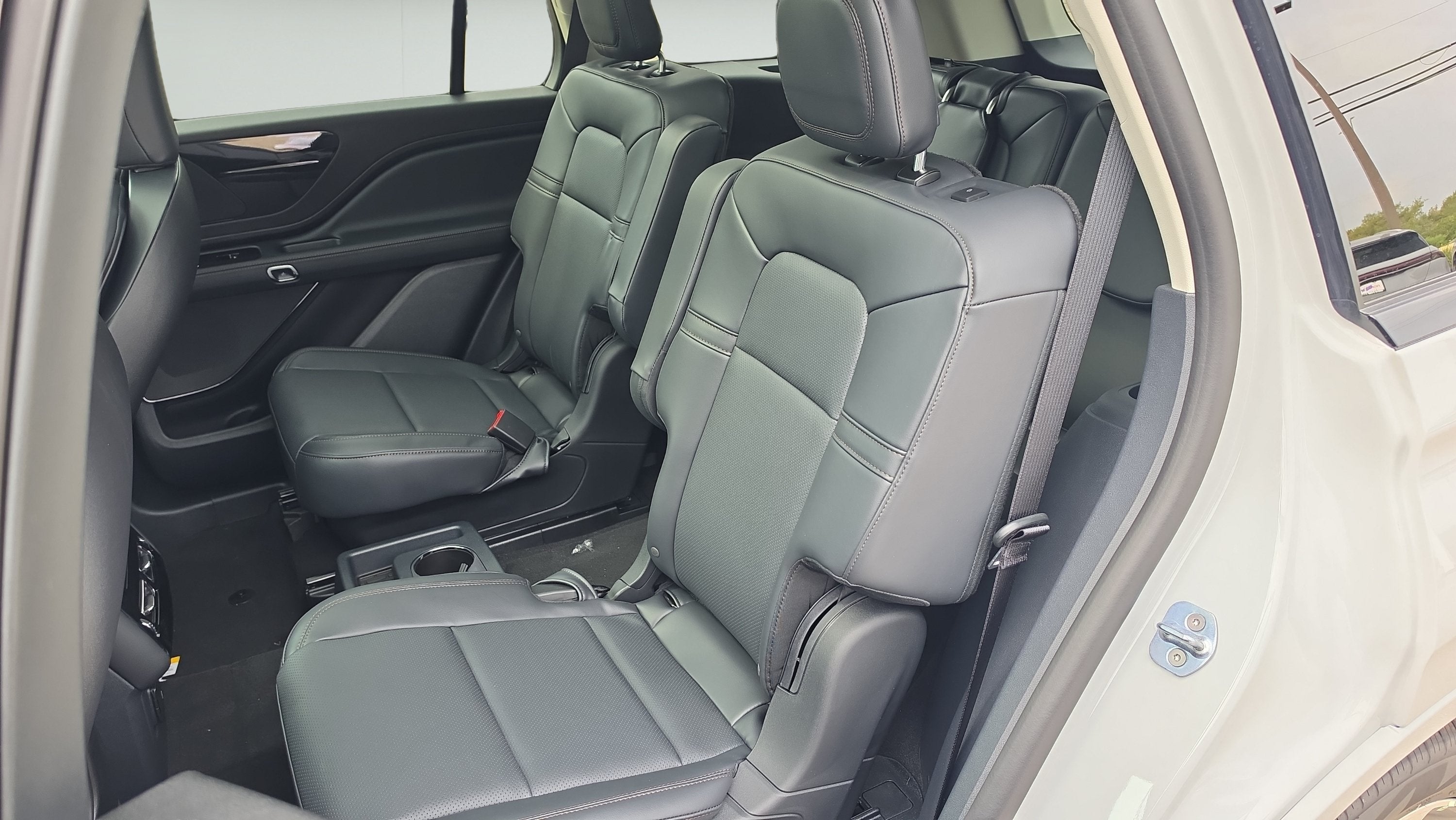 2027 Lincoln Aviator Premiere